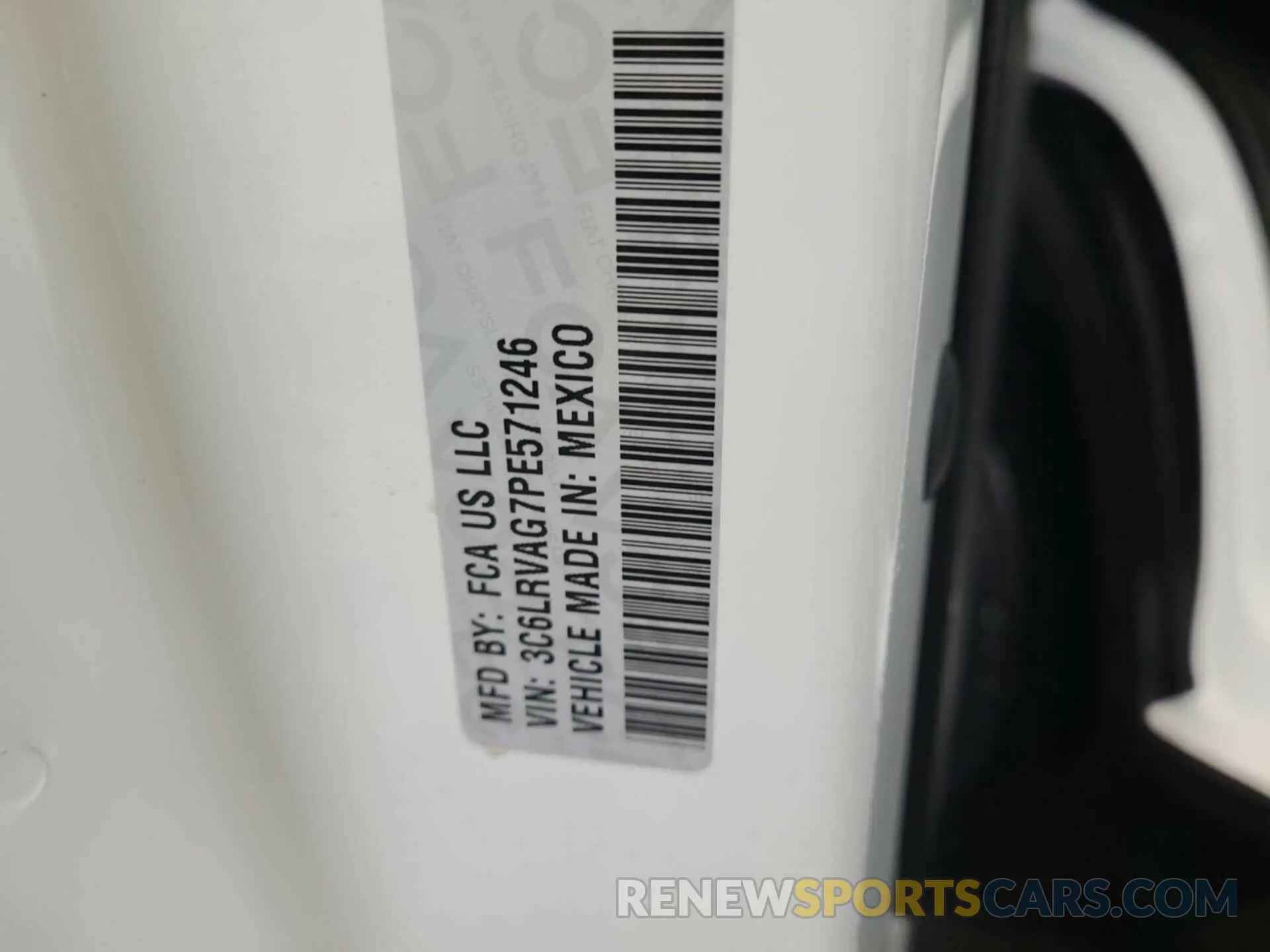 28 Photograph of a damaged car 3C6LRVAG7PE571246 RAM PROMASTER 1500 2023