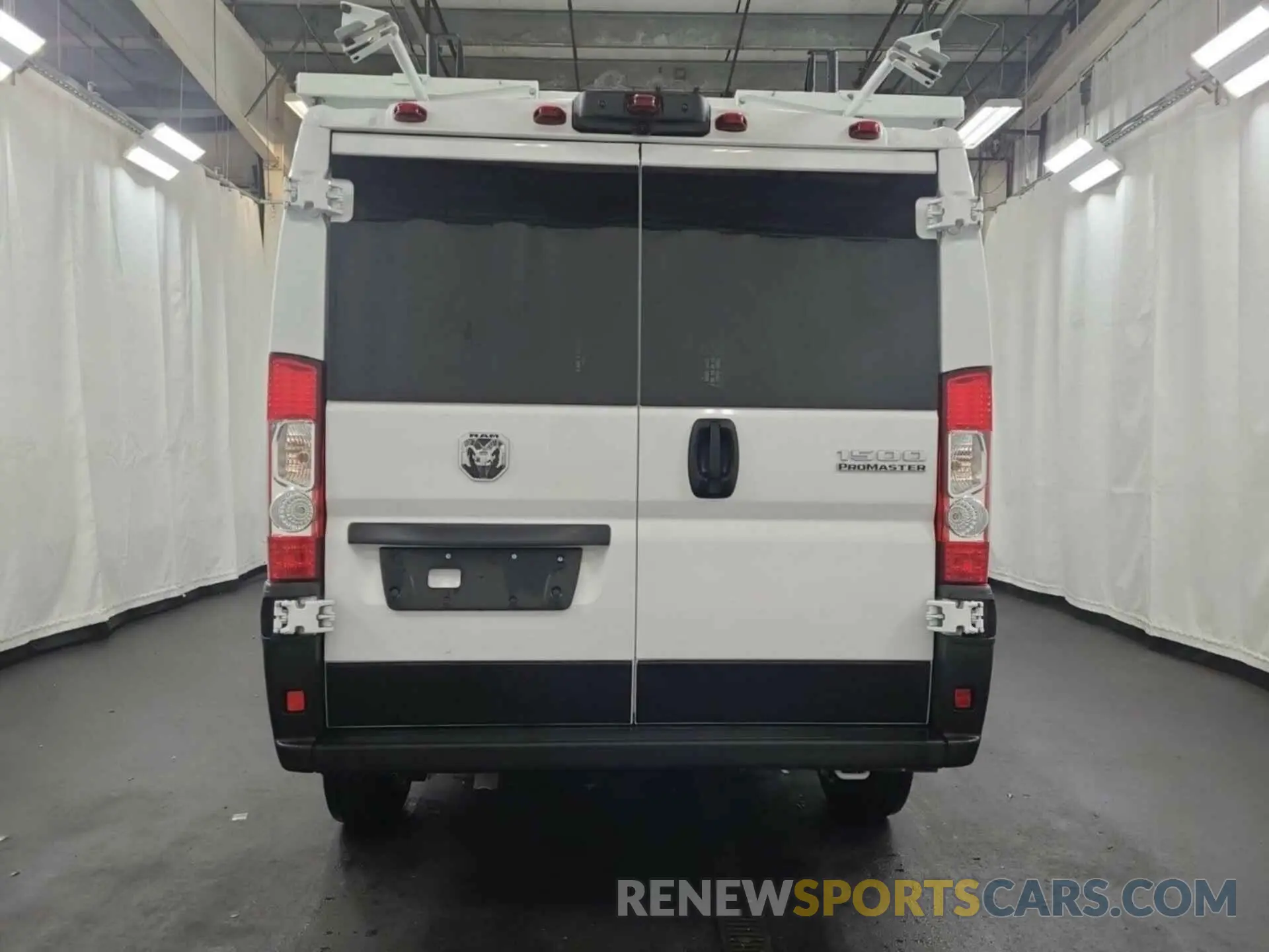 5 Photograph of a damaged car 3C6LRVAG7PE571246 RAM PROMASTER 1500 2023