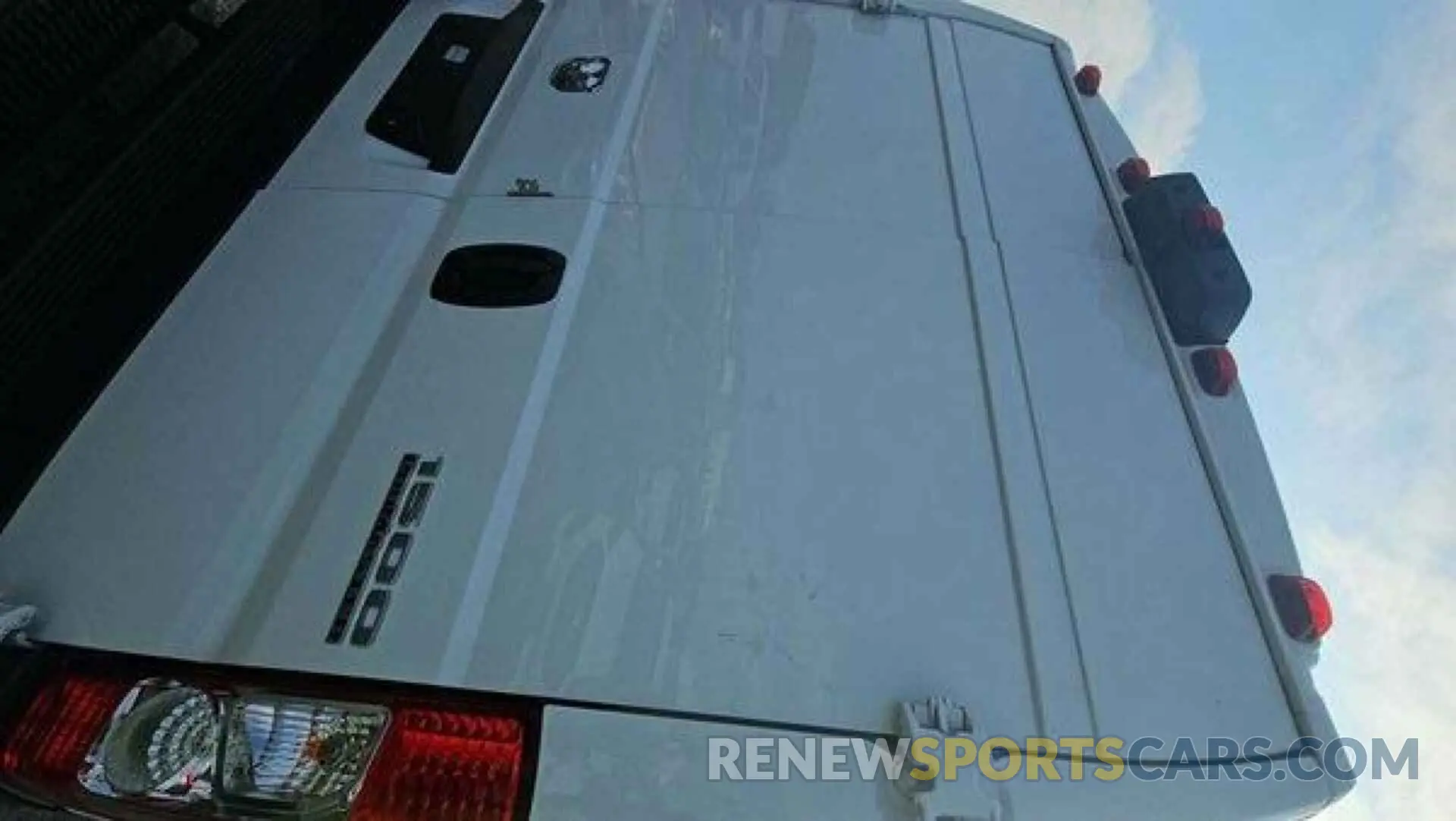 10 Photograph of a damaged car 3C6LRVBG0PE585939 RAM PROMASTER 1500 2023