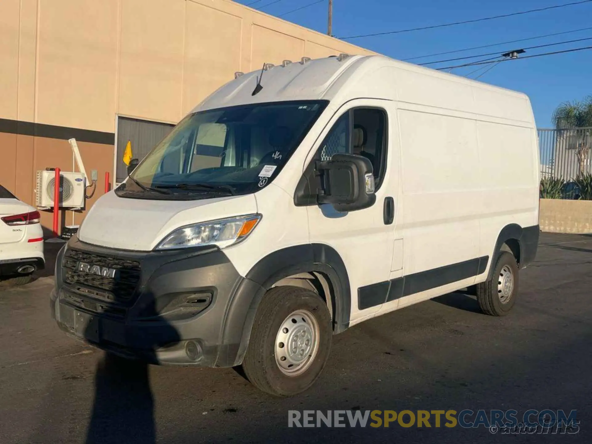 3 Photograph of a damaged car 3C6LRVBG3PE517683 RAM PROMASTER 1500 2023