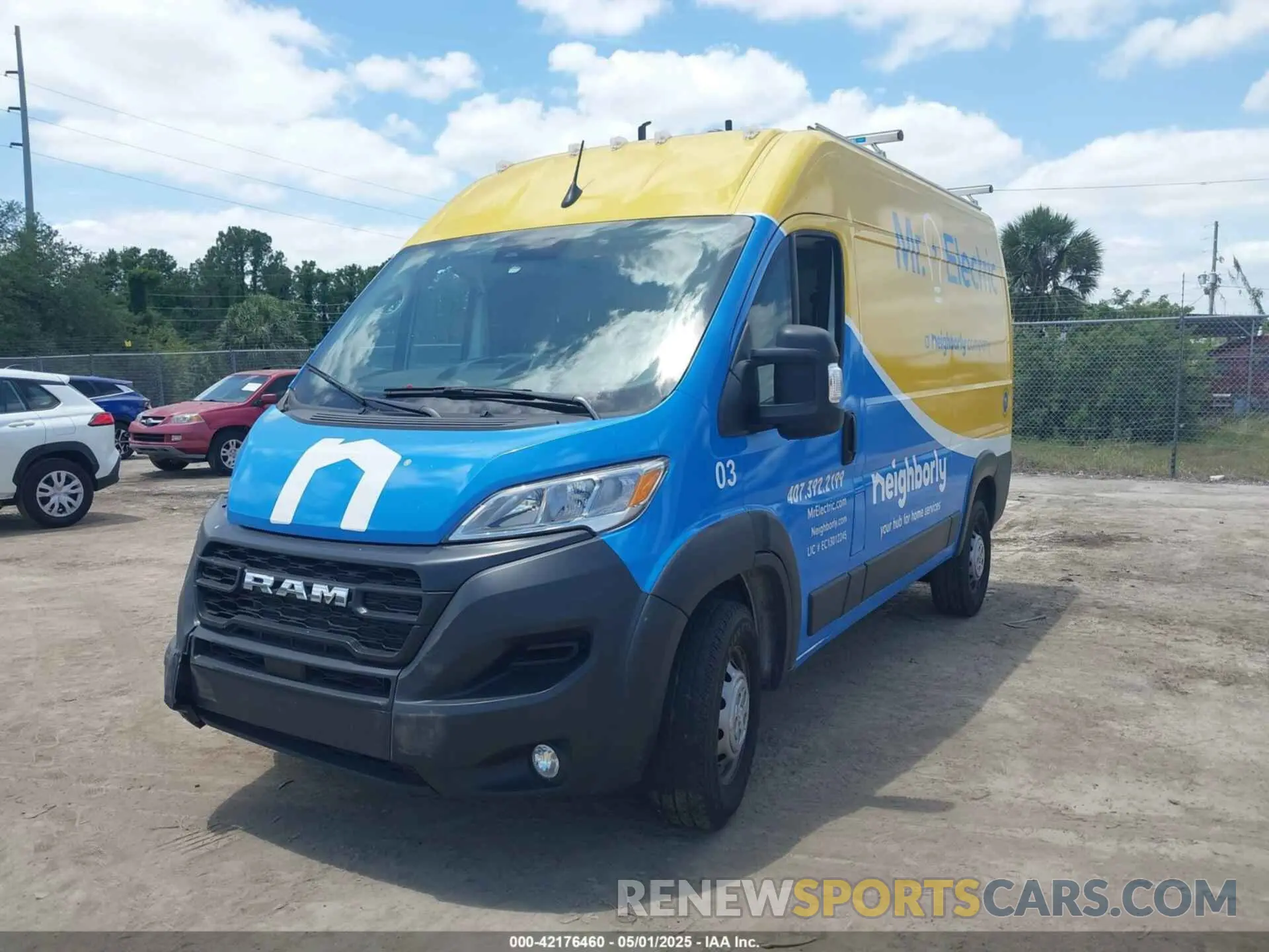 2 Photograph of a damaged car 3C6LRVBG8PE548461 RAM PROMASTER 1500 2023