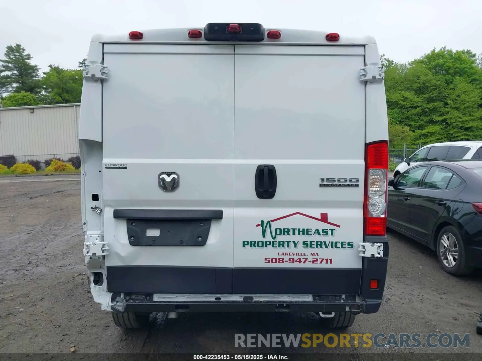 17 Photograph of a damaged car 3C6LRVNG5PE552754 RAM PROMASTER 1500 2023