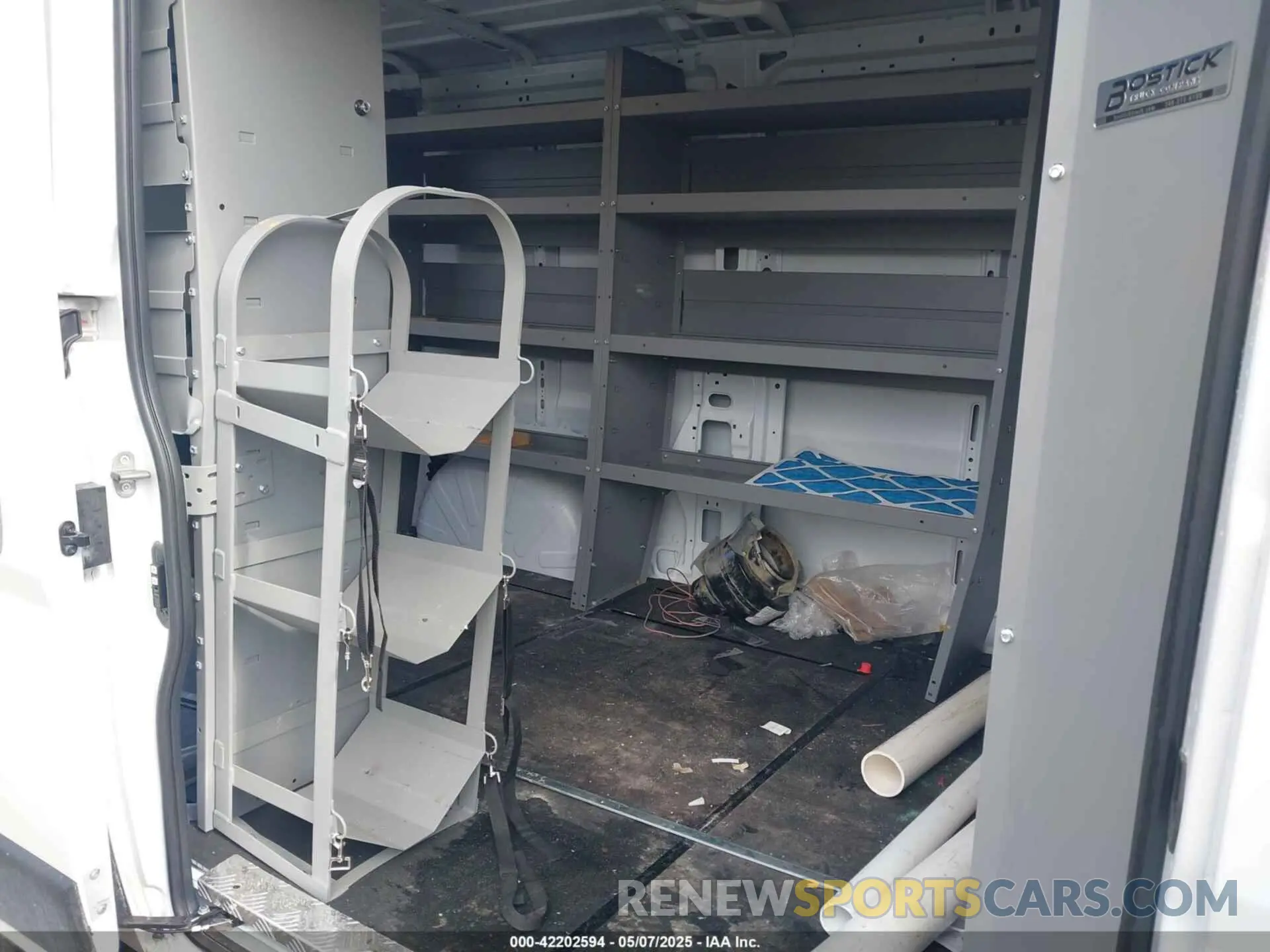 8 Photograph of a damaged car 3C6LRVAG7RE132017 RAM PROMASTER 1500 2024