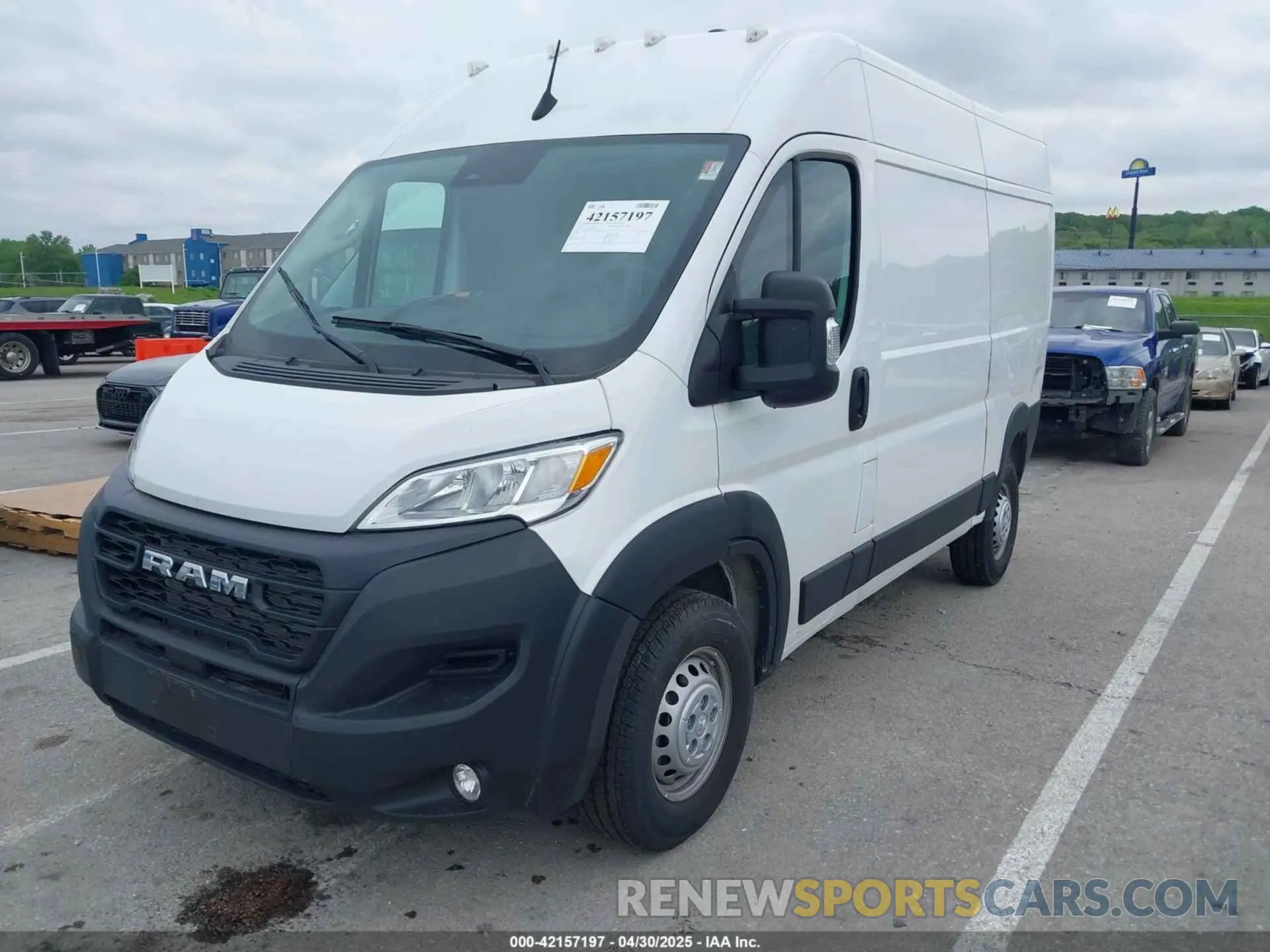 2 Photograph of a damaged car 3C6LRVBG0RE124954 RAM PROMASTER 1500 2024