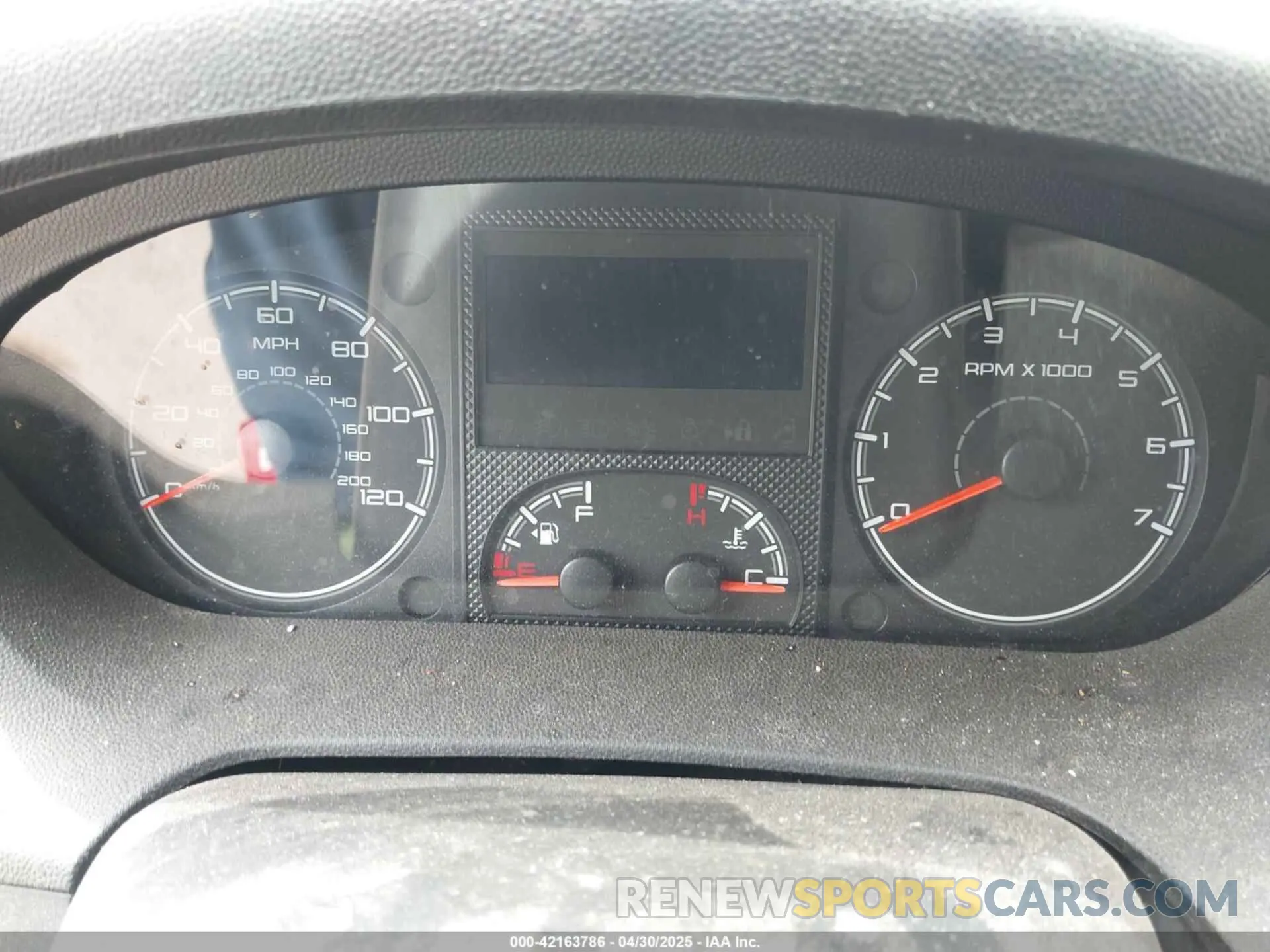 15 Photograph of a damaged car 3C6TRVCG0KE509757 RAM PROMASTER 2500 2019