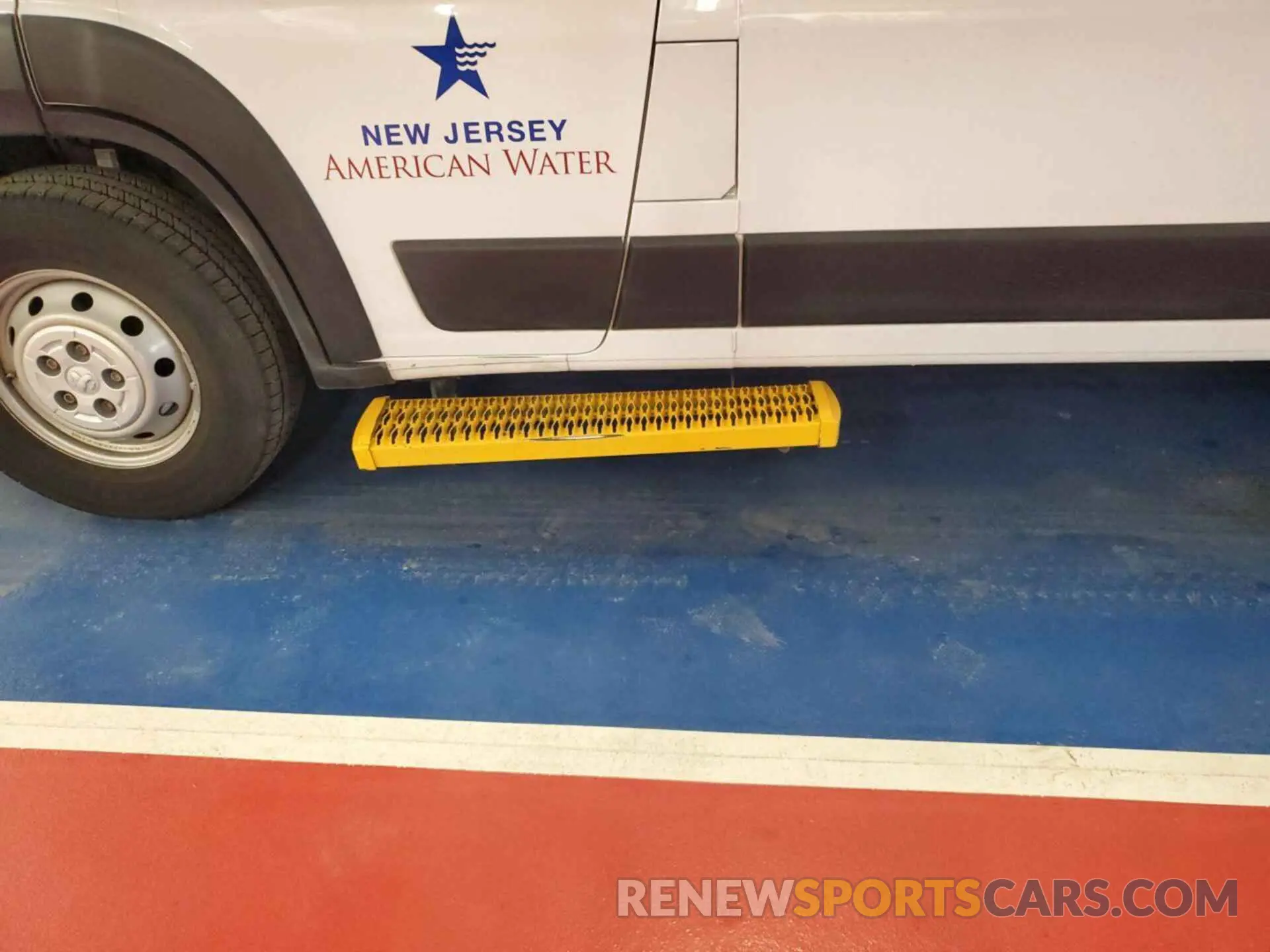 27 Photograph of a damaged car 3C6TRVCG0KE561471 RAM PROMASTER 2500 2019