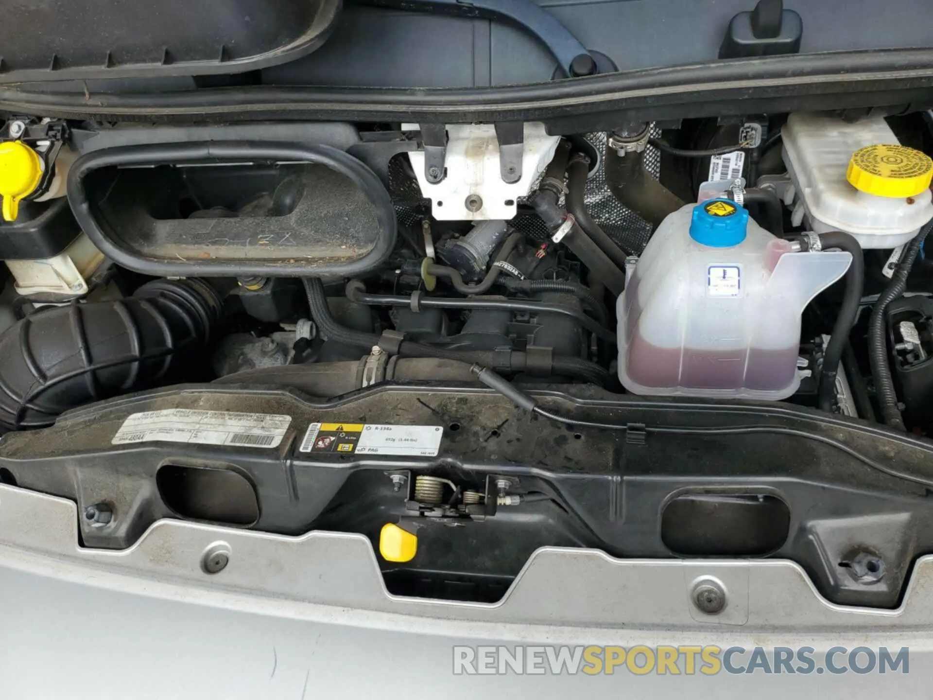 7 Photograph of a damaged car 3C6TRVCG1KE561477 RAM PROMASTER 2500 2019