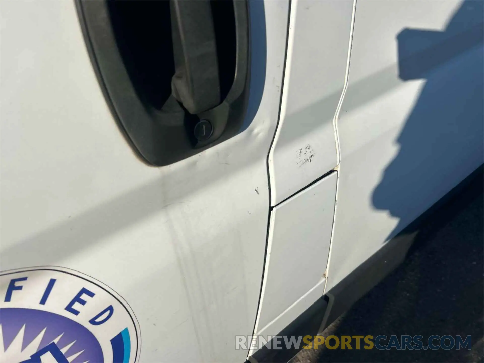 12 Photograph of a damaged car 3C6TRVCG2KE522929 RAM PROMASTER 2500 2019
