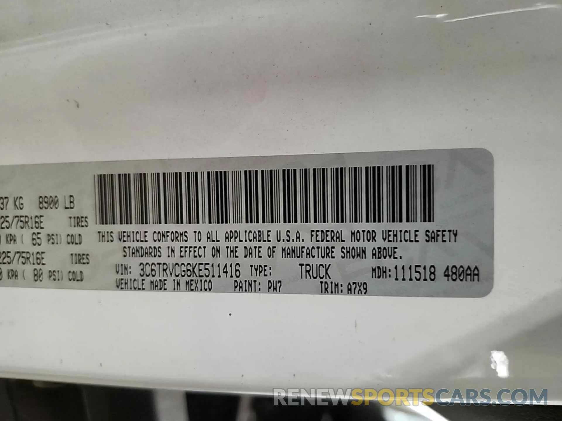 16 Photograph of a damaged car 3C6TRVCG6KE511416 RAM PROMASTER 2500 2019