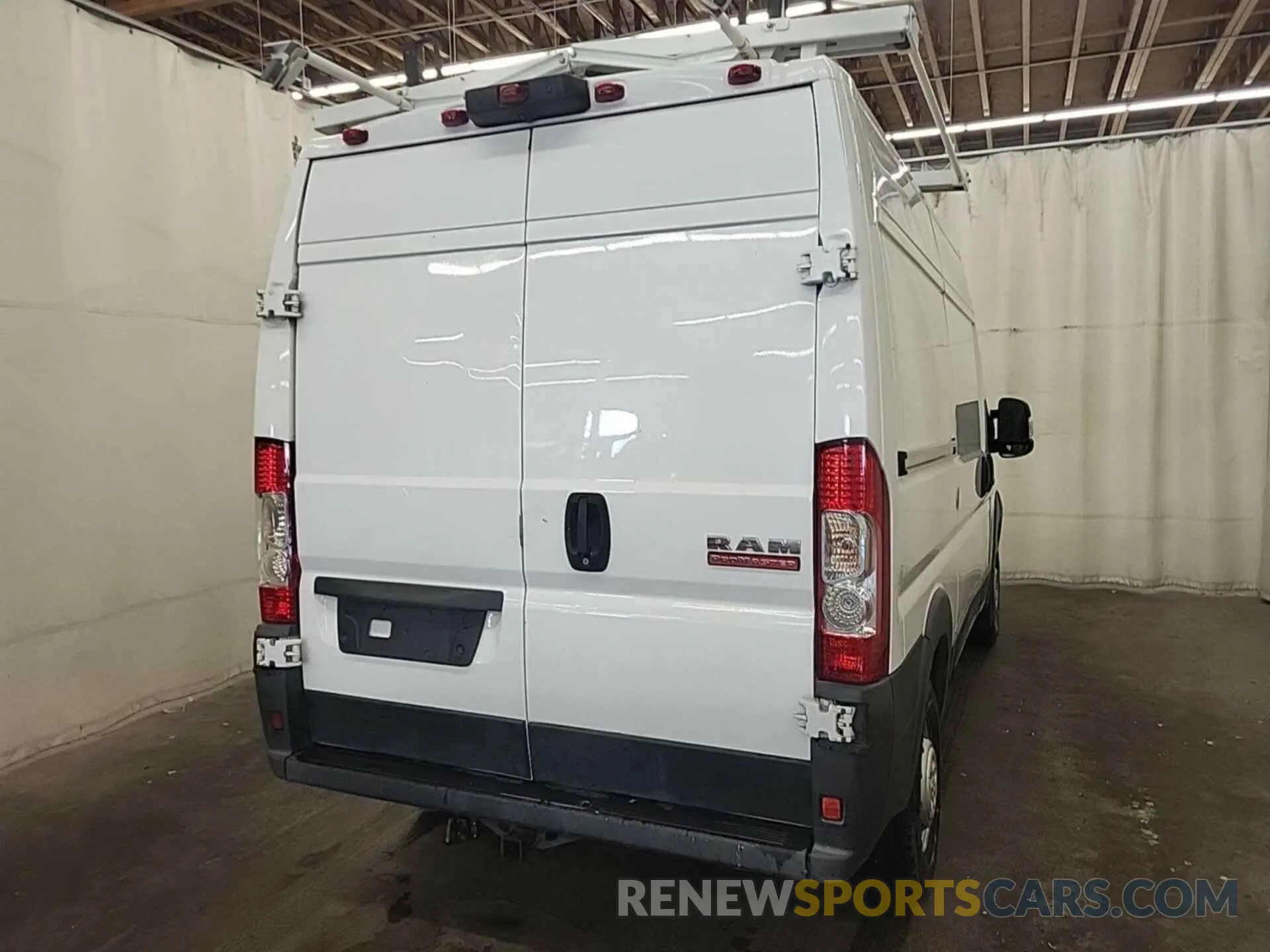 5 Photograph of a damaged car 3C6TRVCG6KE511416 RAM PROMASTER 2500 2019
