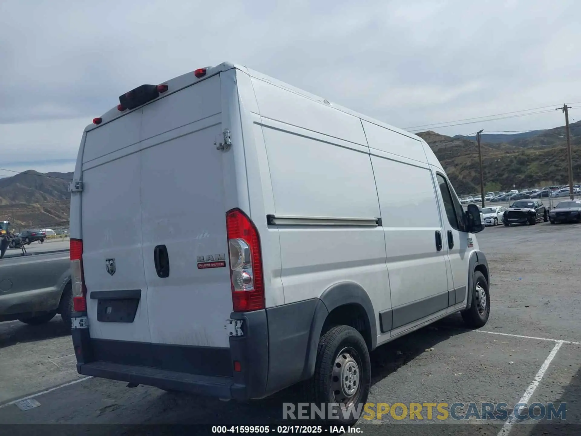 13 Photograph of a damaged car 3C6TRVCG7KE520397 RAM PROMASTER 2500 2019