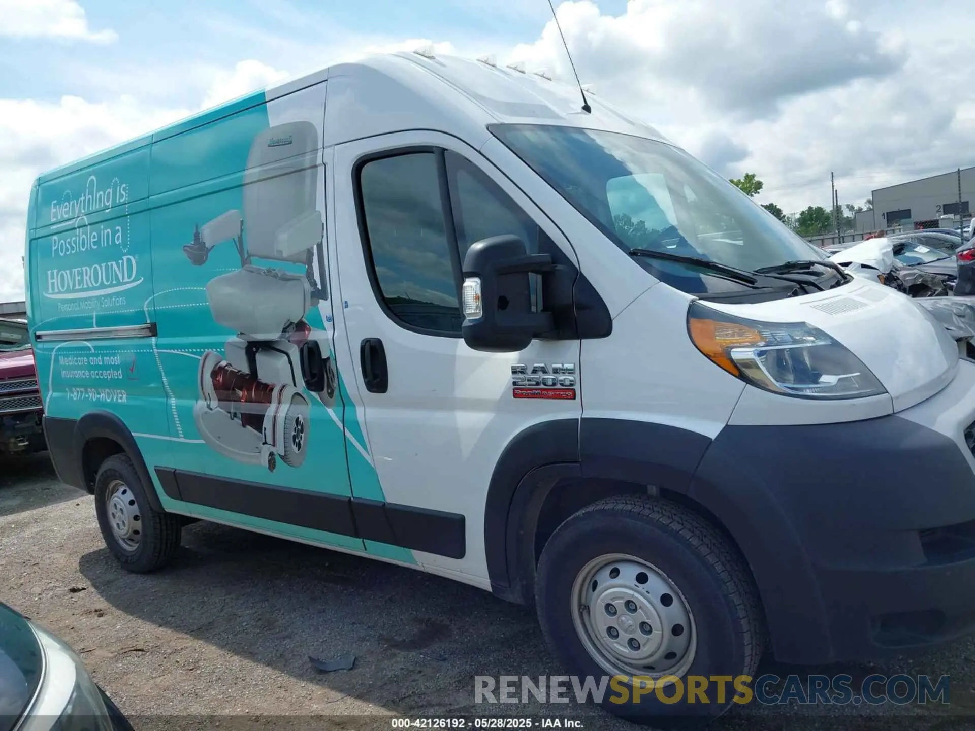 13 Photograph of a damaged car 3C6TRVCG9KE562893 RAM PROMASTER 2500 2019