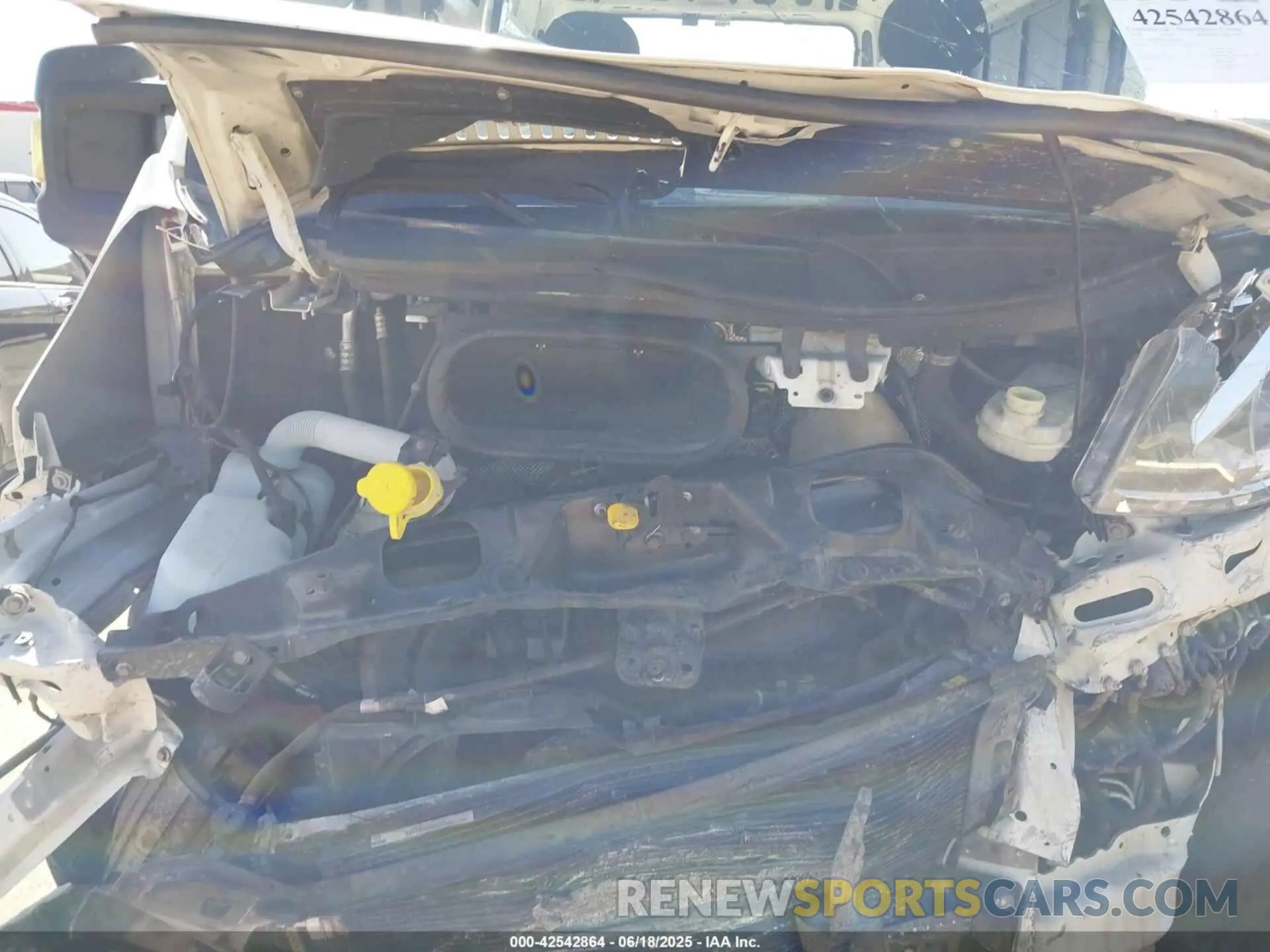 10 Photograph of a damaged car 3C6TRVCGXKE510625 RAM PROMASTER 2500 2019
