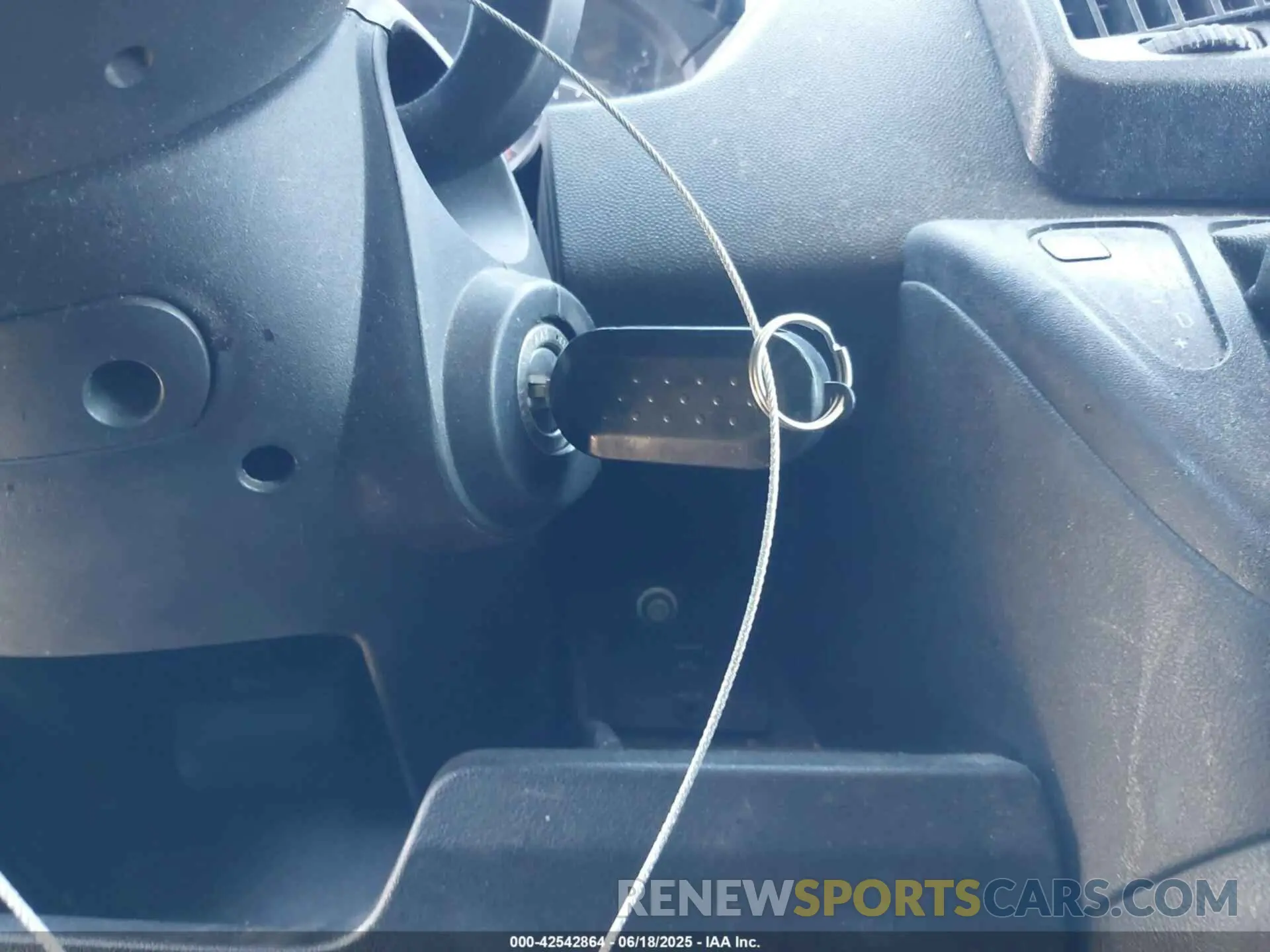 11 Photograph of a damaged car 3C6TRVCGXKE510625 RAM PROMASTER 2500 2019