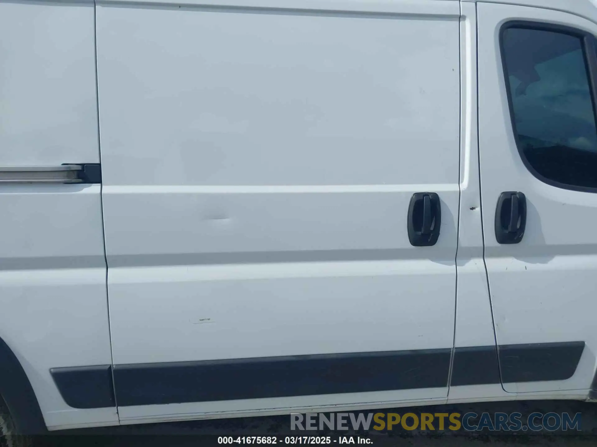 6 Photograph of a damaged car 3C6TRVCGXKE562904 RAM PROMASTER 2500 2019