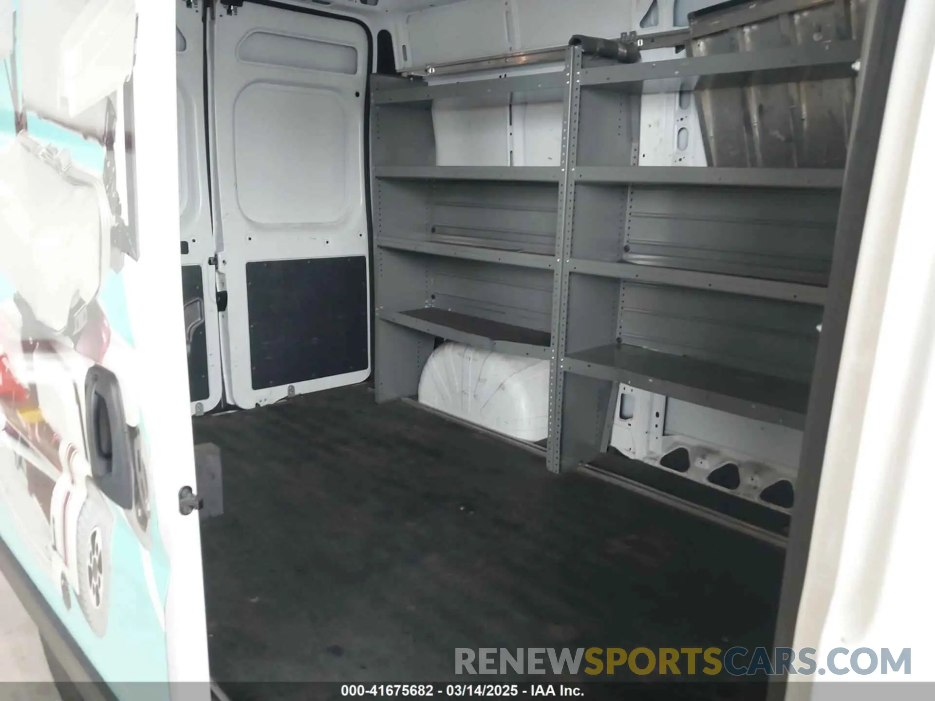 8 Photograph of a damaged car 3C6TRVCGXKE562904 RAM PROMASTER 2500 2019