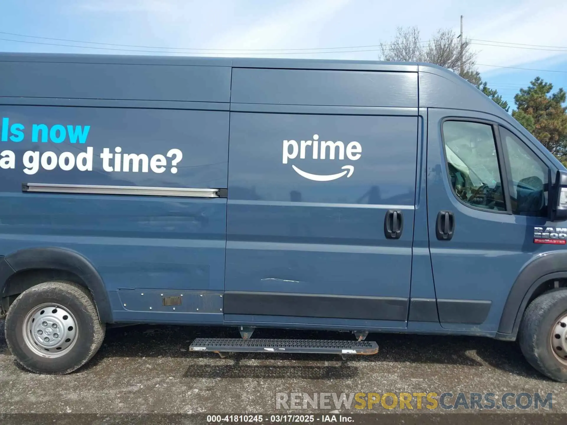 13 Photograph of a damaged car 3C6TRVDG2KE519155 RAM PROMASTER 2500 2019