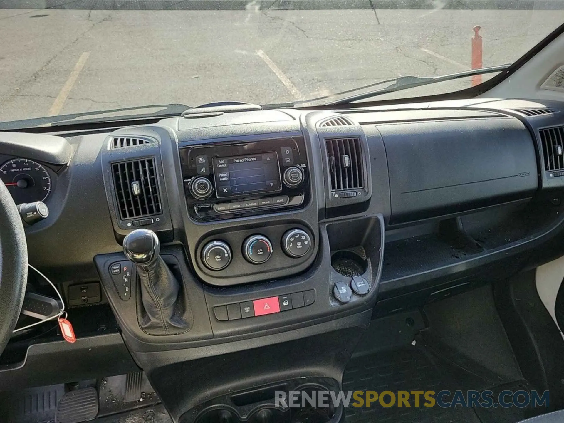 1 Photograph of a damaged car 3C6TRVDG3KE501005 RAM PROMASTER 2500 2019