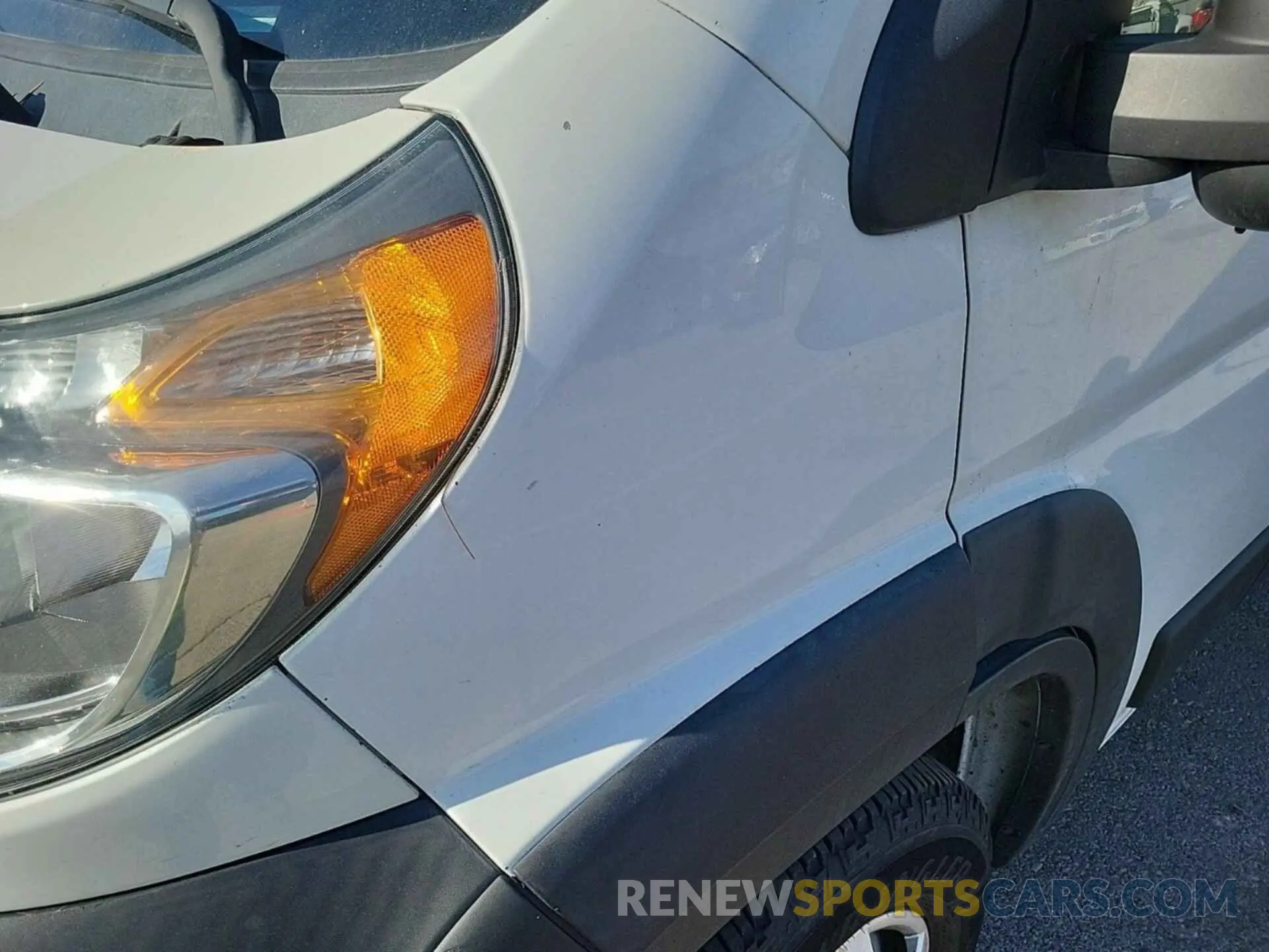 15 Photograph of a damaged car 3C6TRVDG3KE501005 RAM PROMASTER 2500 2019