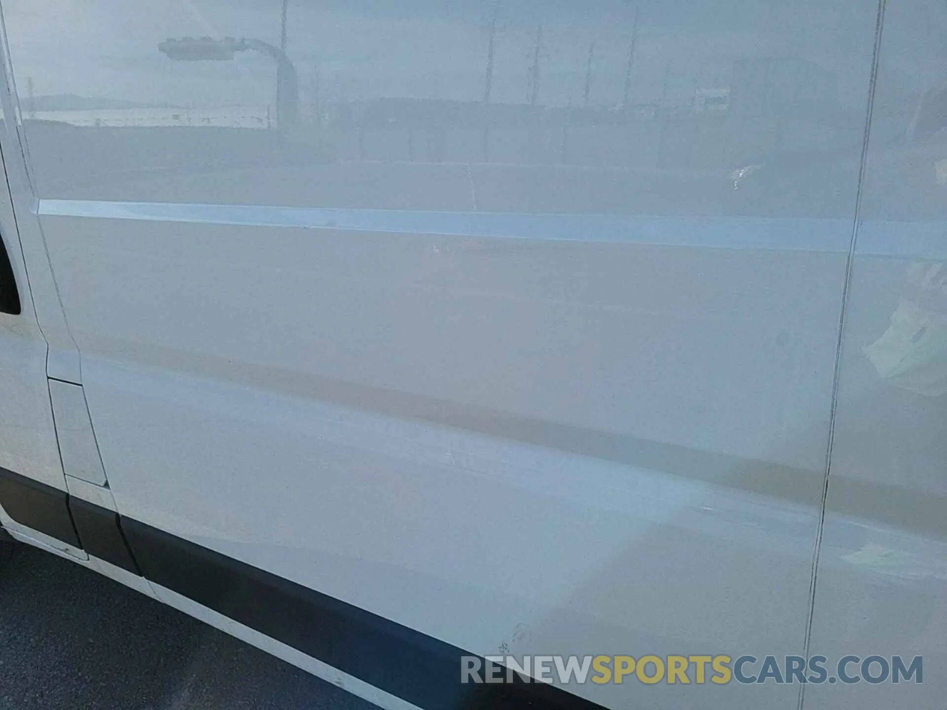 44 Photograph of a damaged car 3C6TRVDG3KE501005 RAM PROMASTER 2500 2019