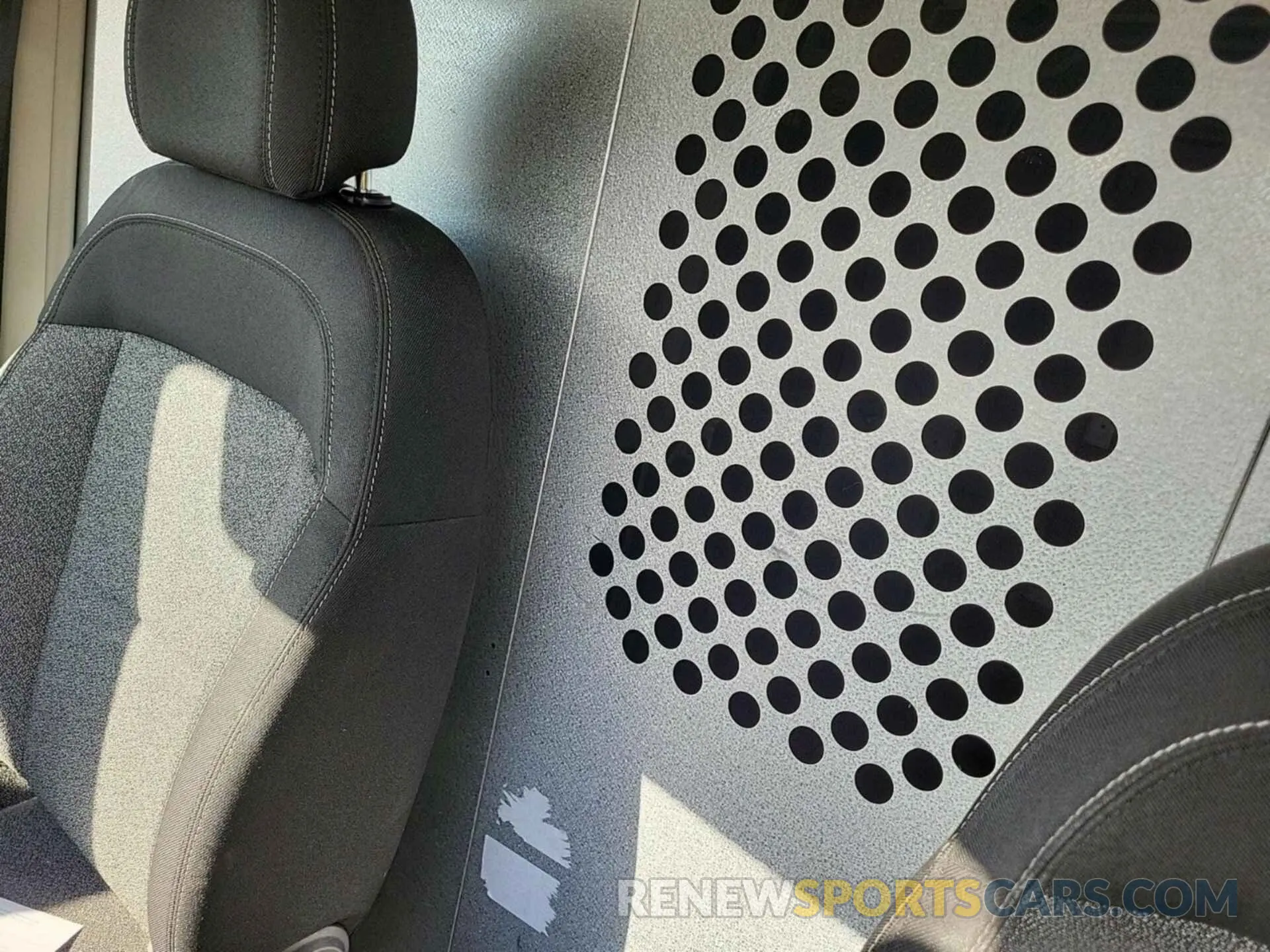 48 Photograph of a damaged car 3C6TRVDG3KE501005 RAM PROMASTER 2500 2019