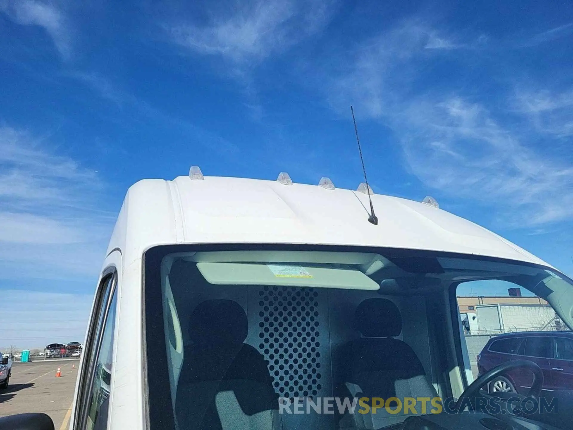 51 Photograph of a damaged car 3C6TRVDG3KE501005 RAM PROMASTER 2500 2019