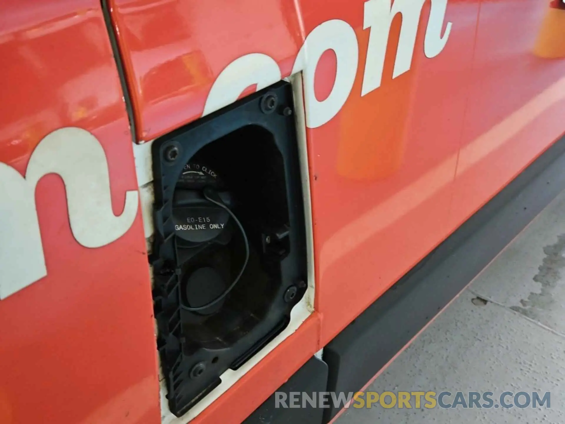 21 Photograph of a damaged car 3C6TRVDG4KE562864 RAM PROMASTER 2500 2019