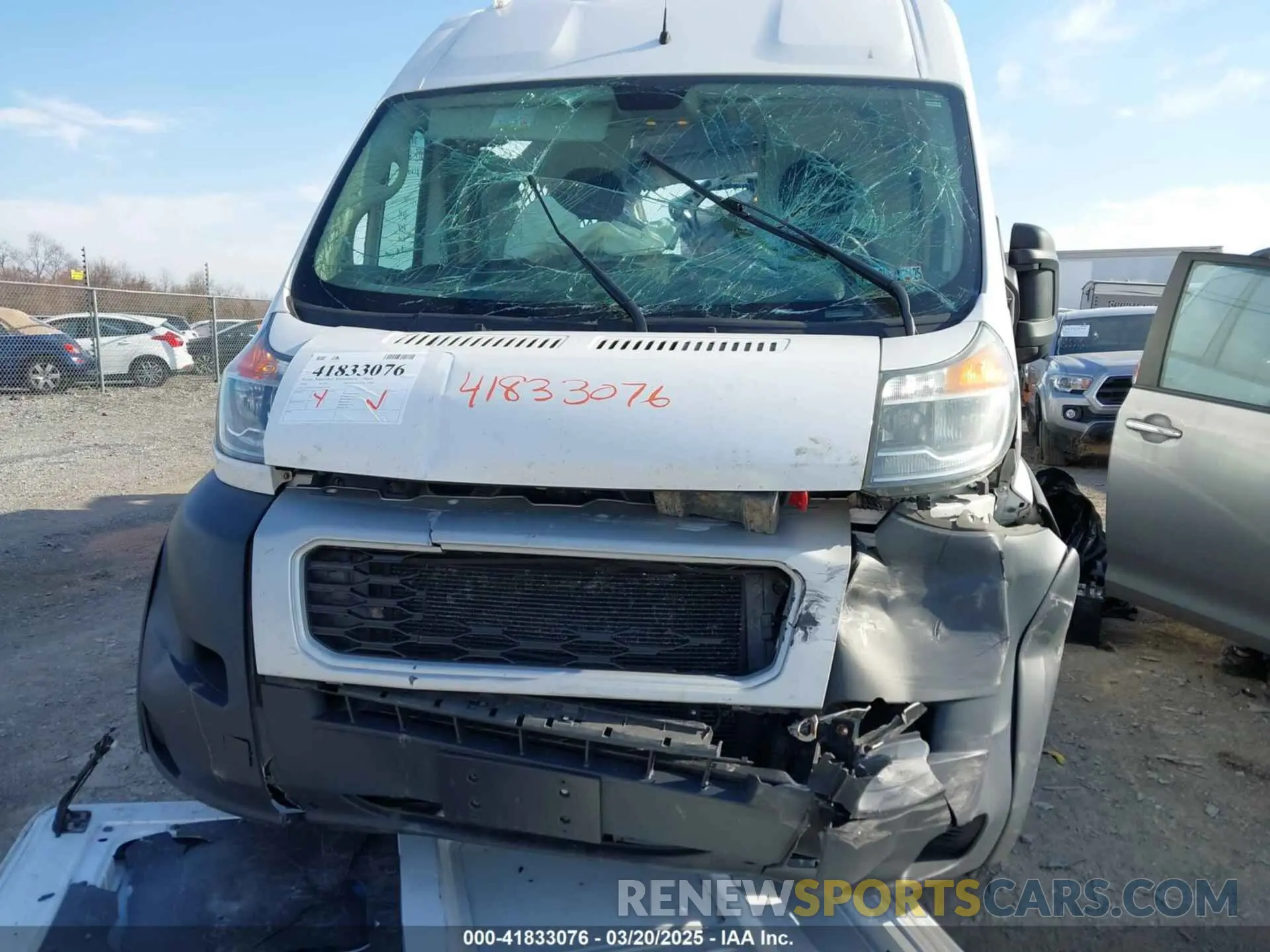 17 Photograph of a damaged car 3C6TRVDG5KE559746 RAM PROMASTER 2500 2019