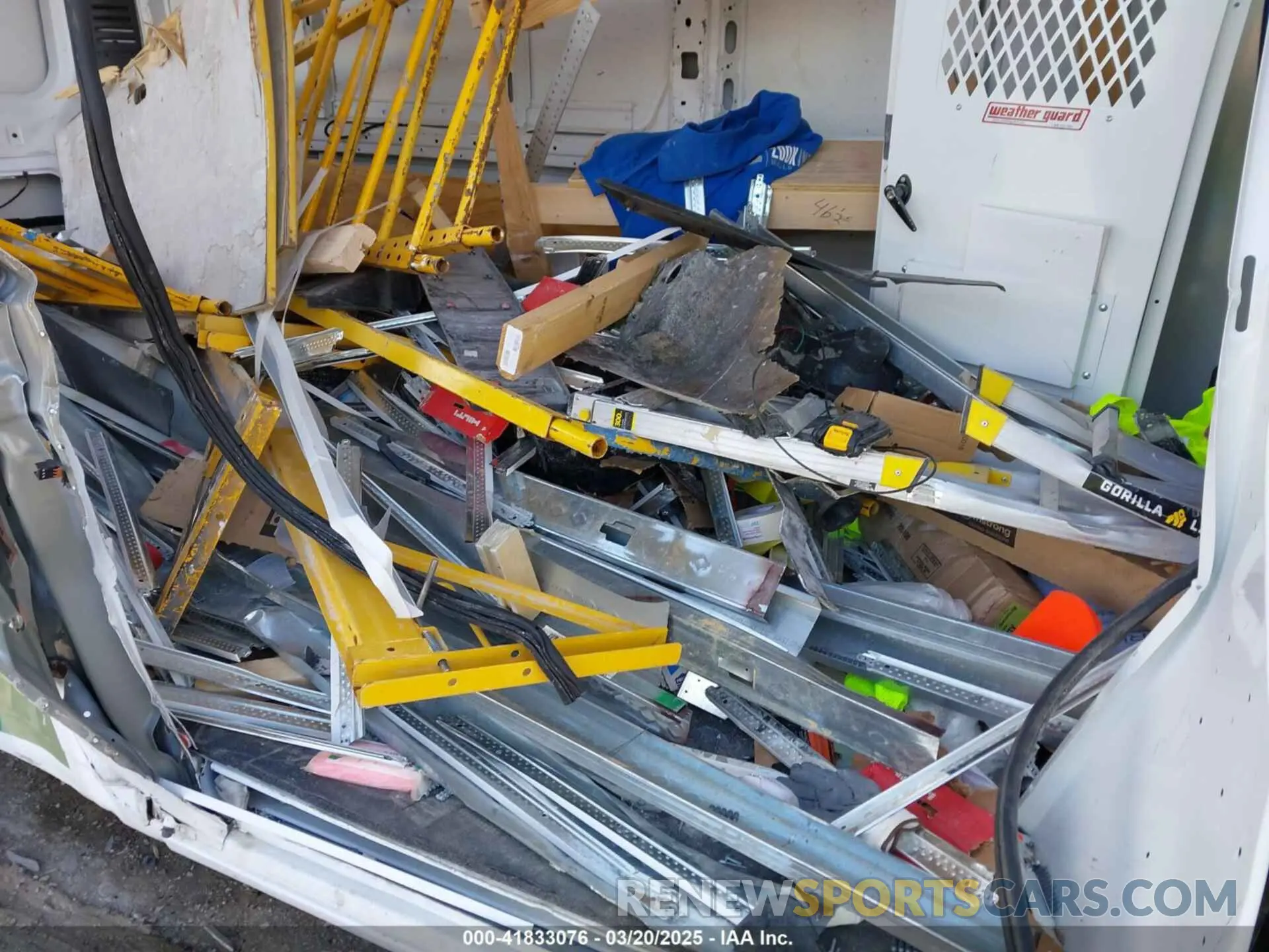 8 Photograph of a damaged car 3C6TRVDG5KE559746 RAM PROMASTER 2500 2019