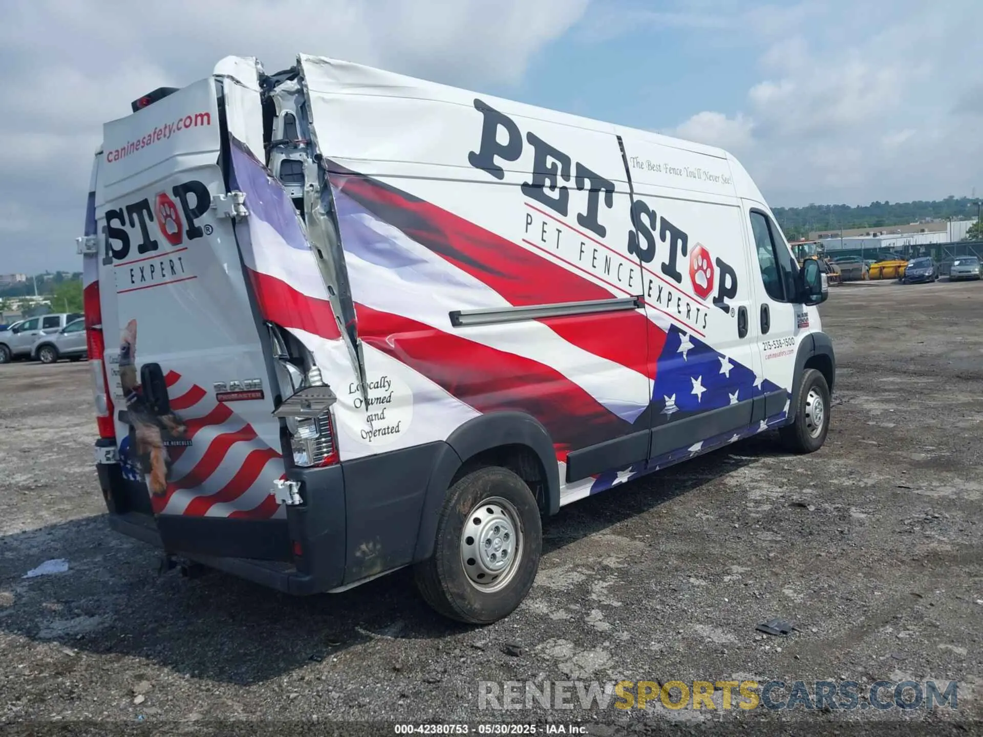 4 Photograph of a damaged car 3C6TRVDG7KE561630 RAM PROMASTER 2500 2019