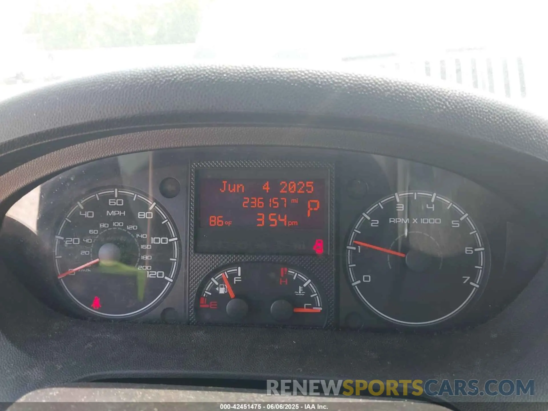 7 Photograph of a damaged car 3C6TRVDG8KE509567 RAM PROMASTER 2500 2019