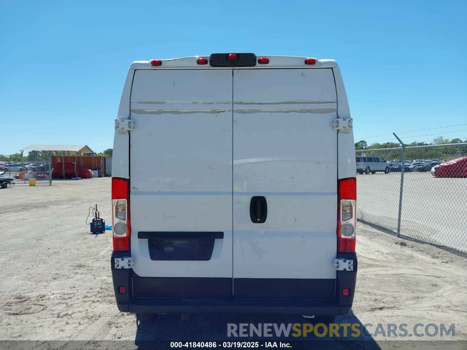 16 Photograph of a damaged car 3C6TRVDG8KE547249 RAM PROMASTER 2500 2019