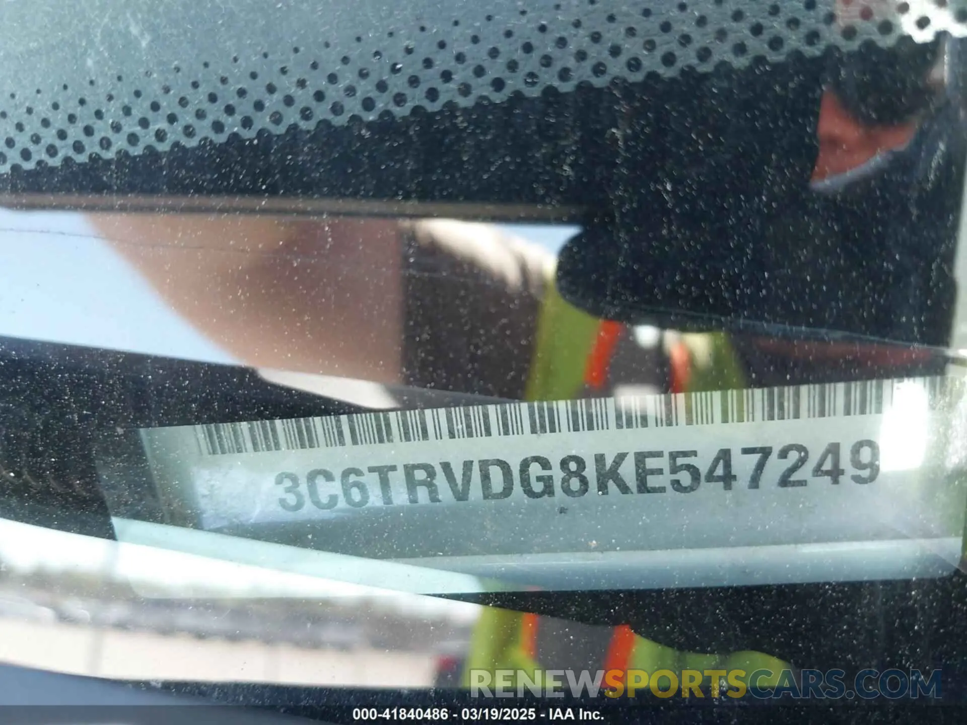 9 Photograph of a damaged car 3C6TRVDG8KE547249 RAM PROMASTER 2500 2019