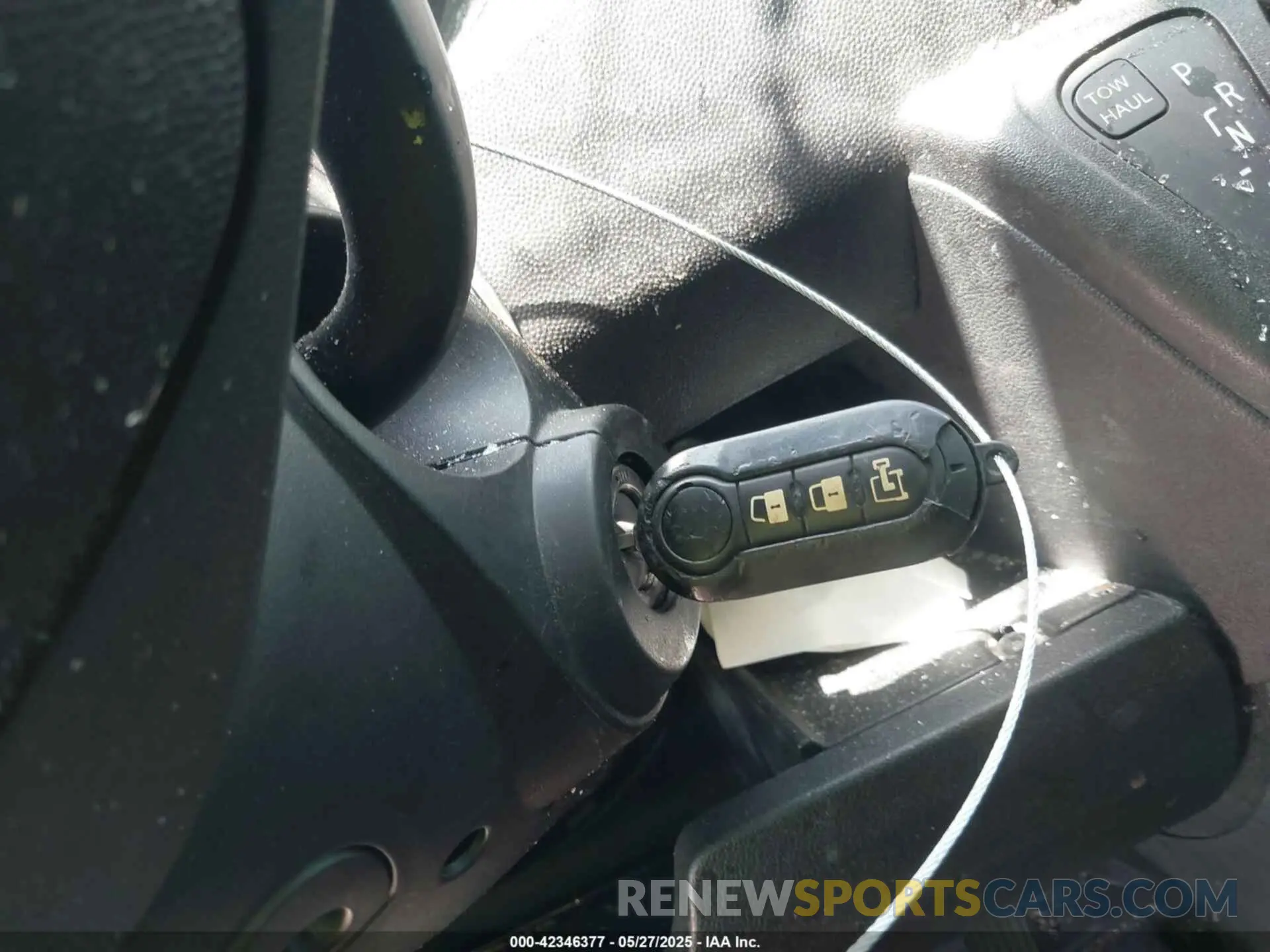 11 Photograph of a damaged car 3C6TRVDG9KE515166 RAM PROMASTER 2500 2019