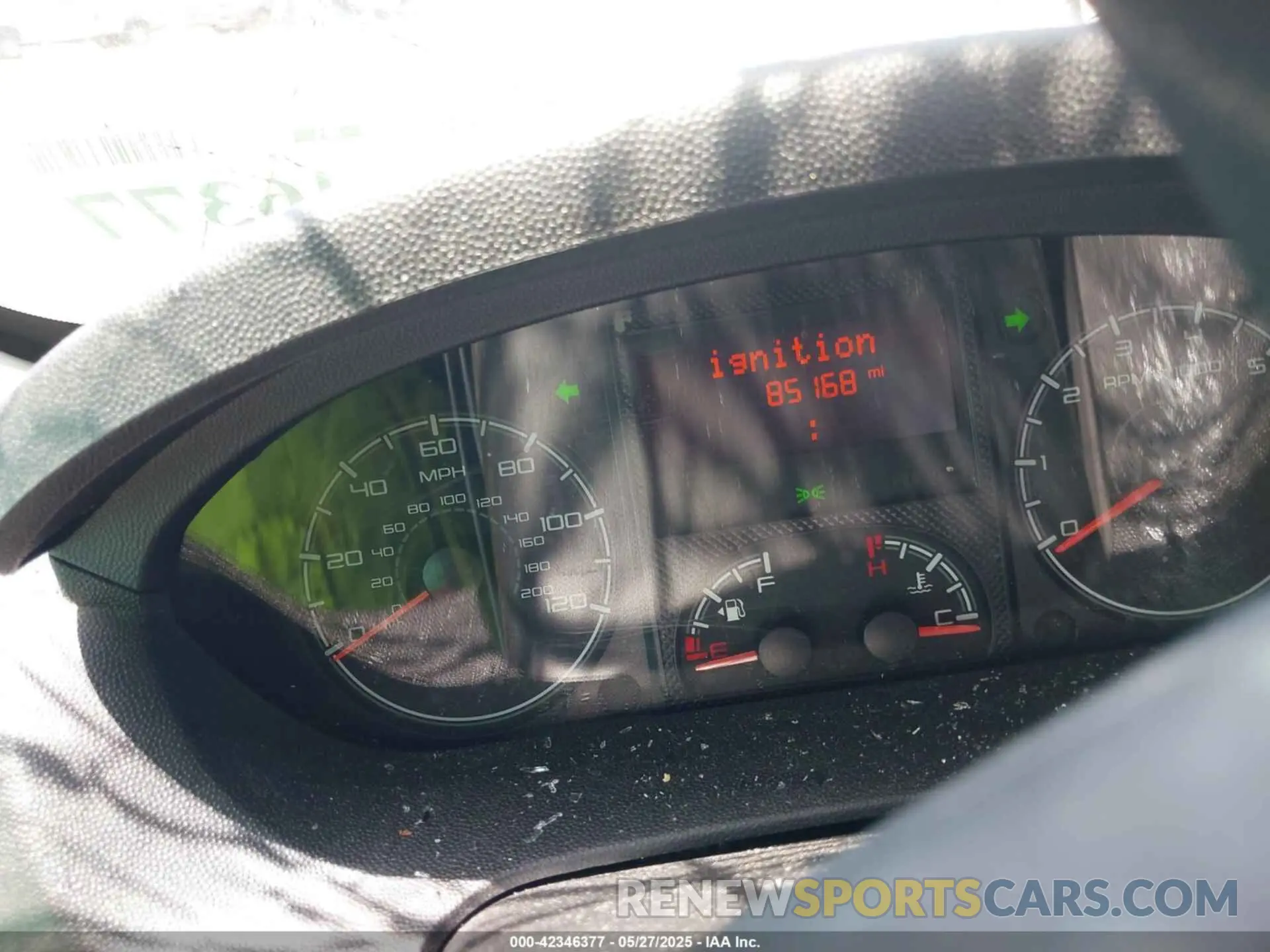 16 Photograph of a damaged car 3C6TRVDG9KE515166 RAM PROMASTER 2500 2019