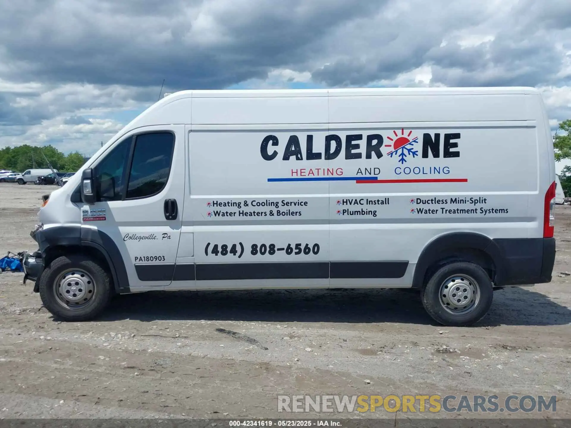 13 Photograph of a damaged car 3C6TRVDG9KE557224 RAM PROMASTER 2500 2019