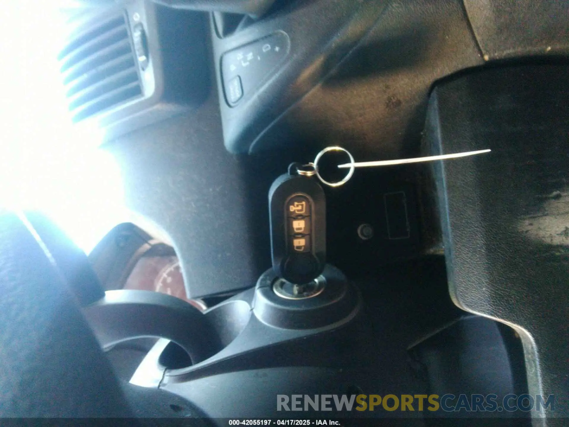11 Photograph of a damaged car 3C6TRVDGXKE543090 RAM PROMASTER 2500 2019