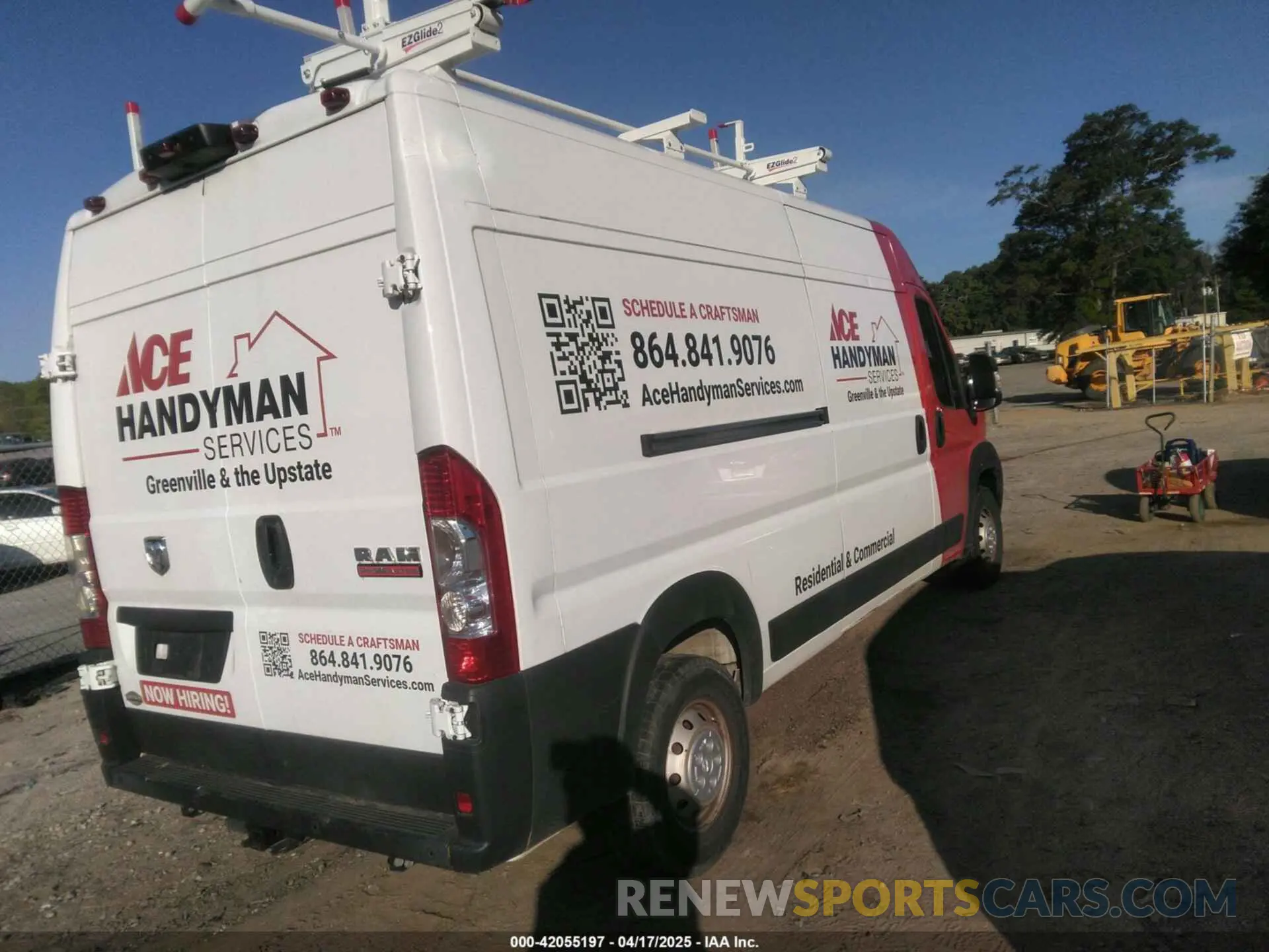 4 Photograph of a damaged car 3C6TRVDGXKE543090 RAM PROMASTER 2500 2019