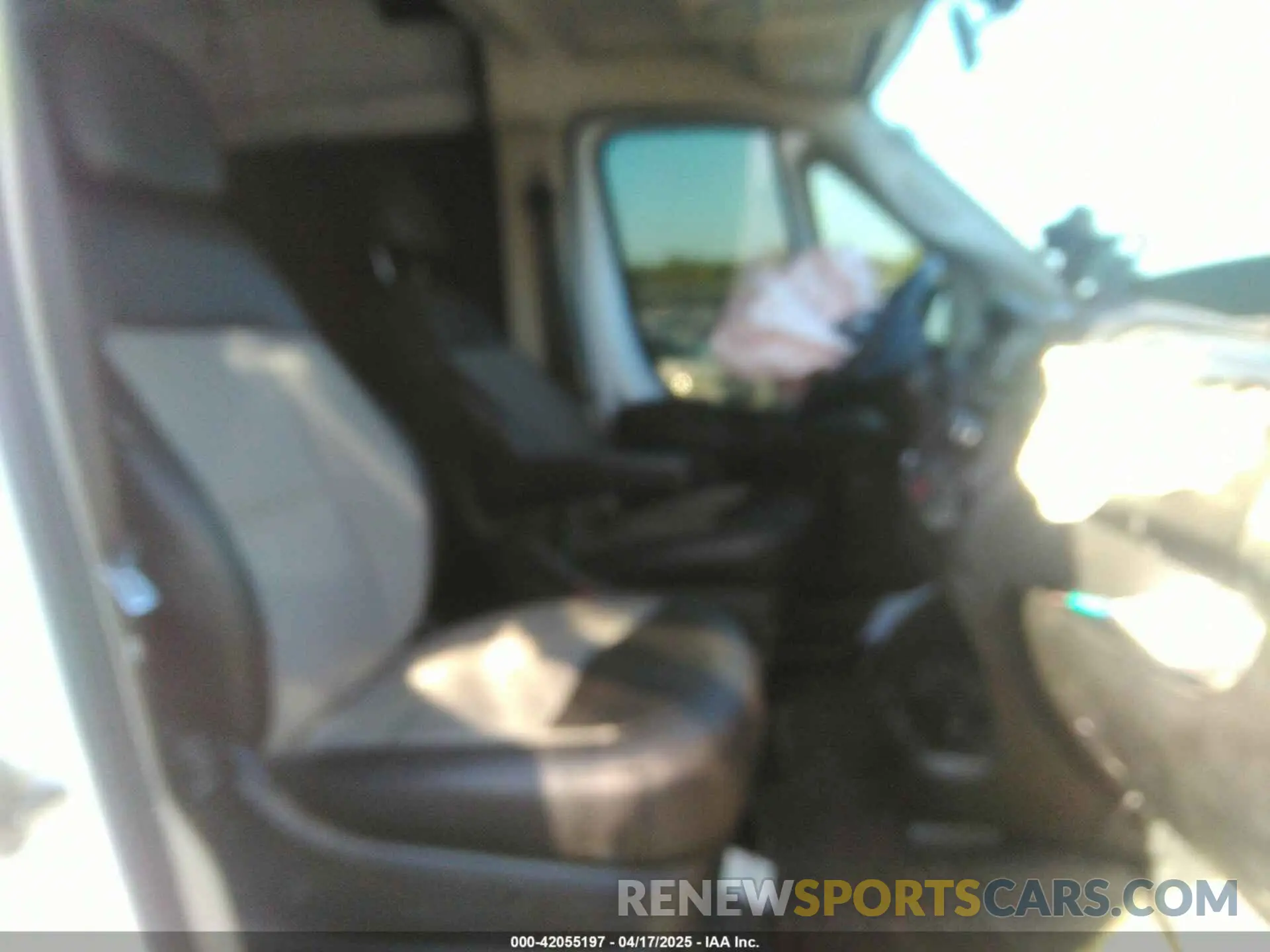 5 Photograph of a damaged car 3C6TRVDGXKE543090 RAM PROMASTER 2500 2019