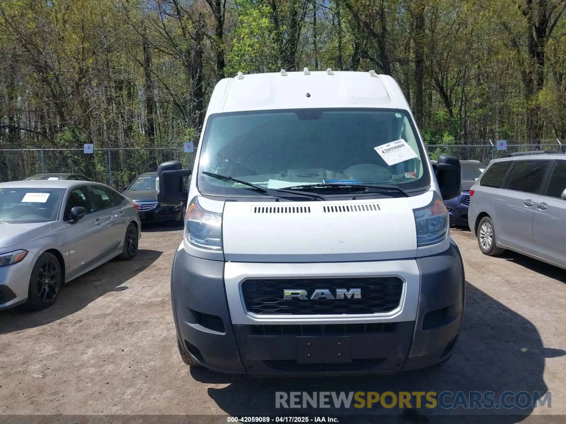11 Photograph of a damaged car 3C6TRVDG1LE101543 RAM PROMASTER 2500 2020