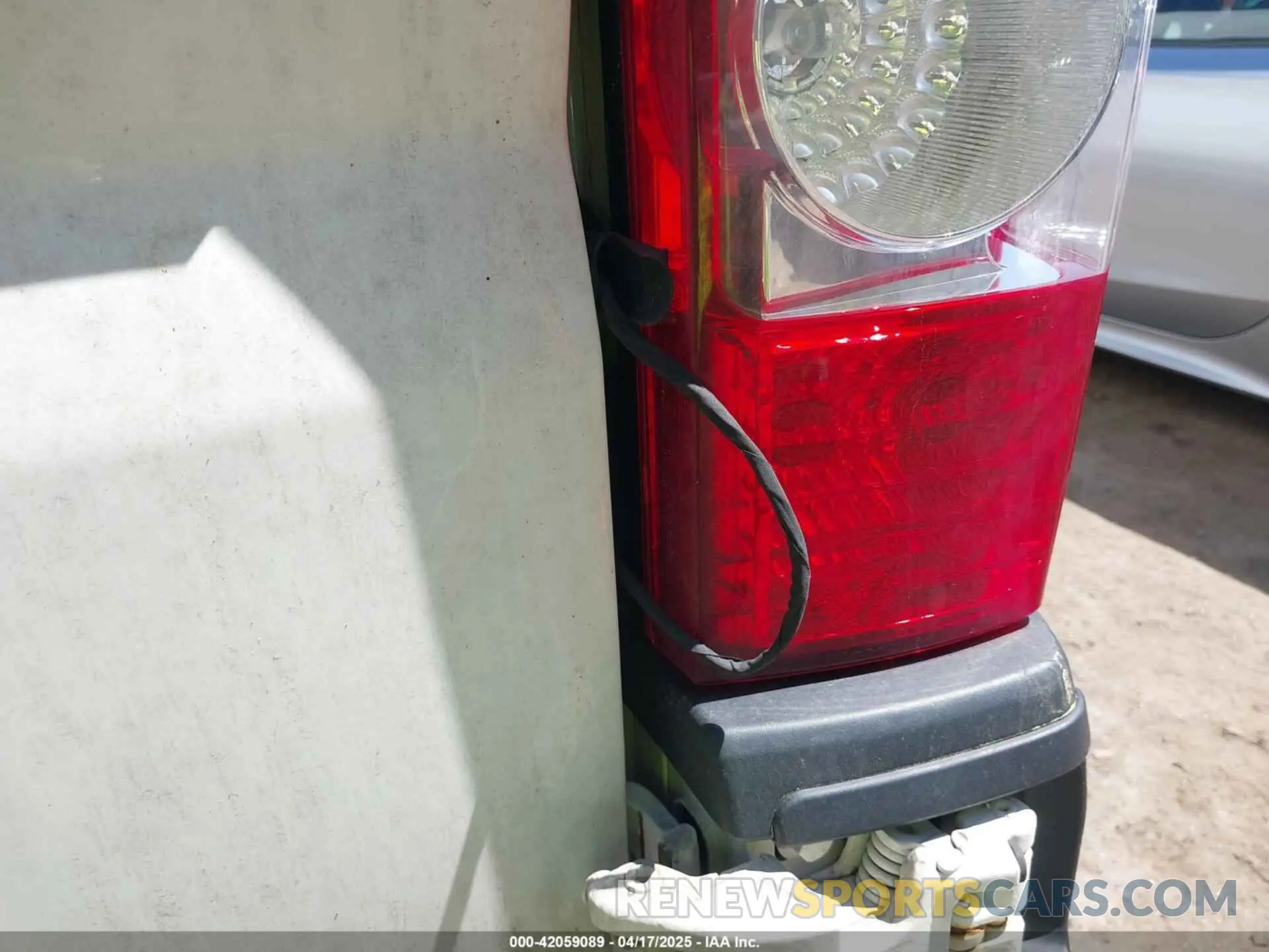 17 Photograph of a damaged car 3C6TRVDG1LE101543 RAM PROMASTER 2500 2020