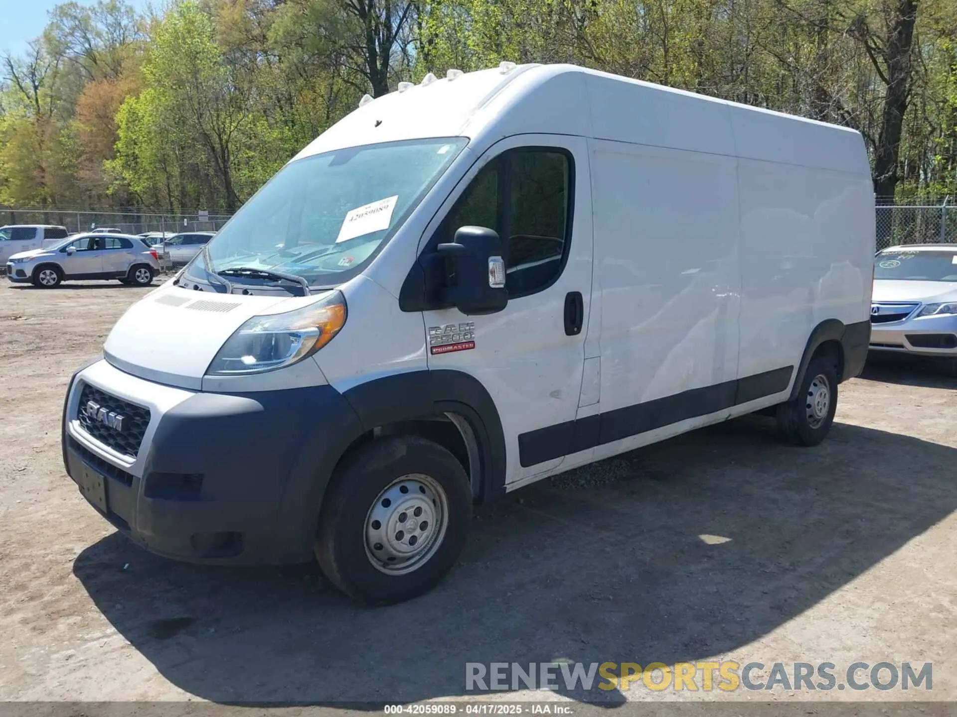 2 Photograph of a damaged car 3C6TRVDG1LE101543 RAM PROMASTER 2500 2020