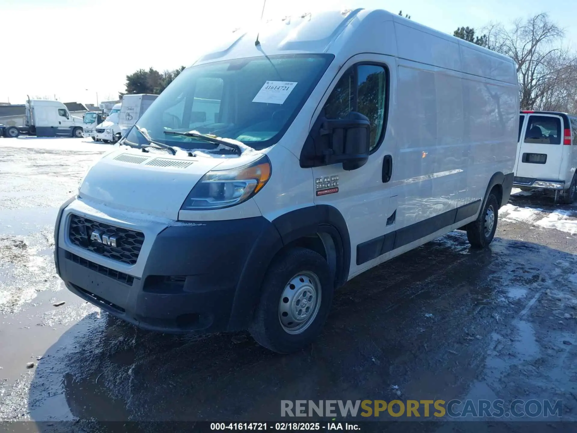 2 Photograph of a damaged car 3C6TRVDG2LE137712 RAM PROMASTER 2500 2020