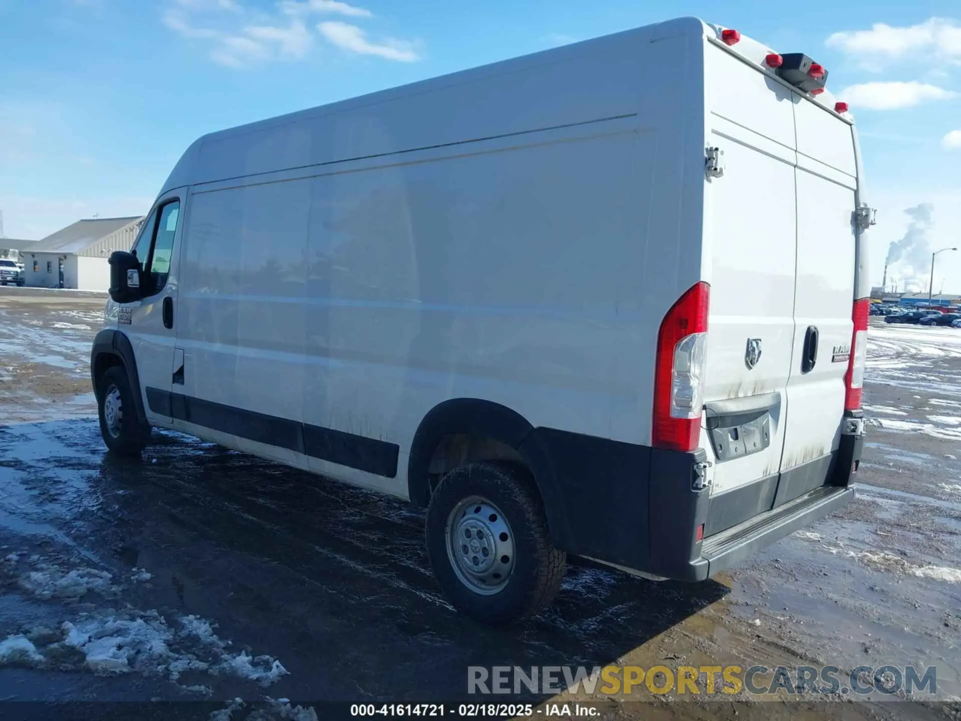 3 Photograph of a damaged car 3C6TRVDG2LE137712 RAM PROMASTER 2500 2020