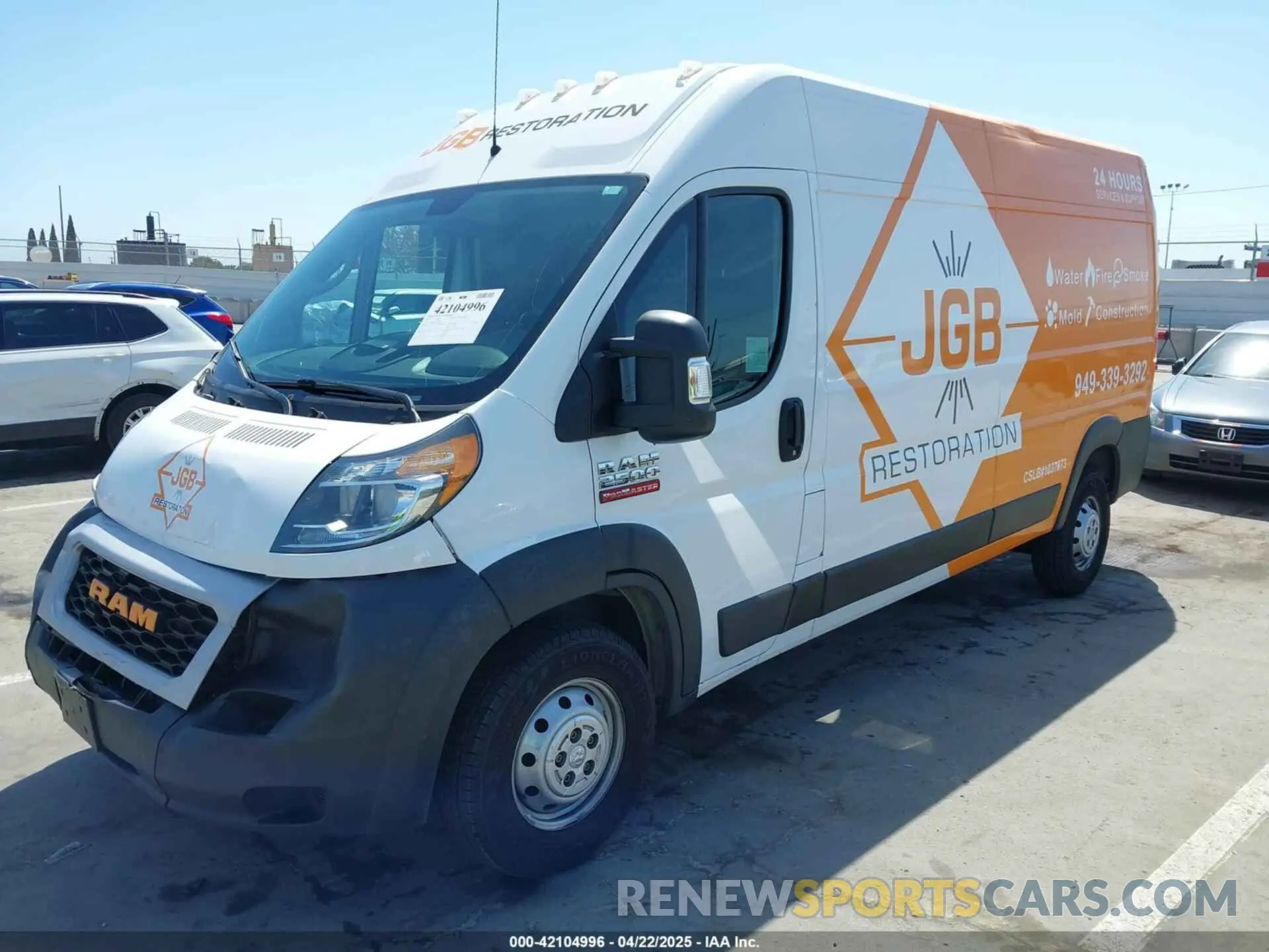2 Photograph of a damaged car 3C6TRVDG3LE121924 RAM PROMASTER 2500 2020