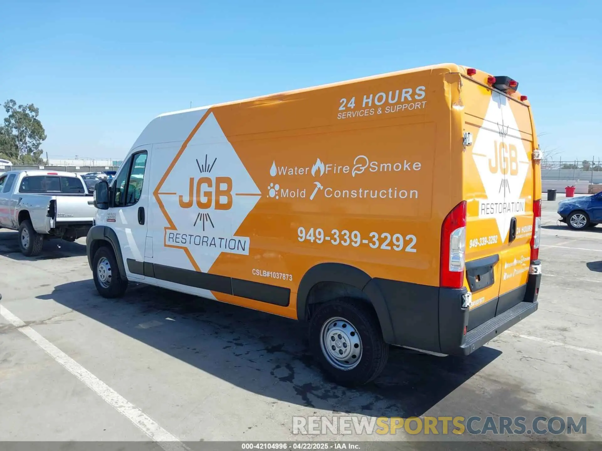 3 Photograph of a damaged car 3C6TRVDG3LE121924 RAM PROMASTER 2500 2020