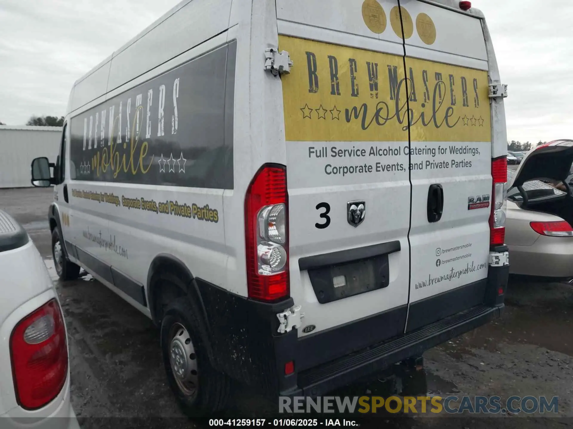 3 Photograph of a damaged car 3C6TRVDGXLE110693 RAM PROMASTER 2500 2020