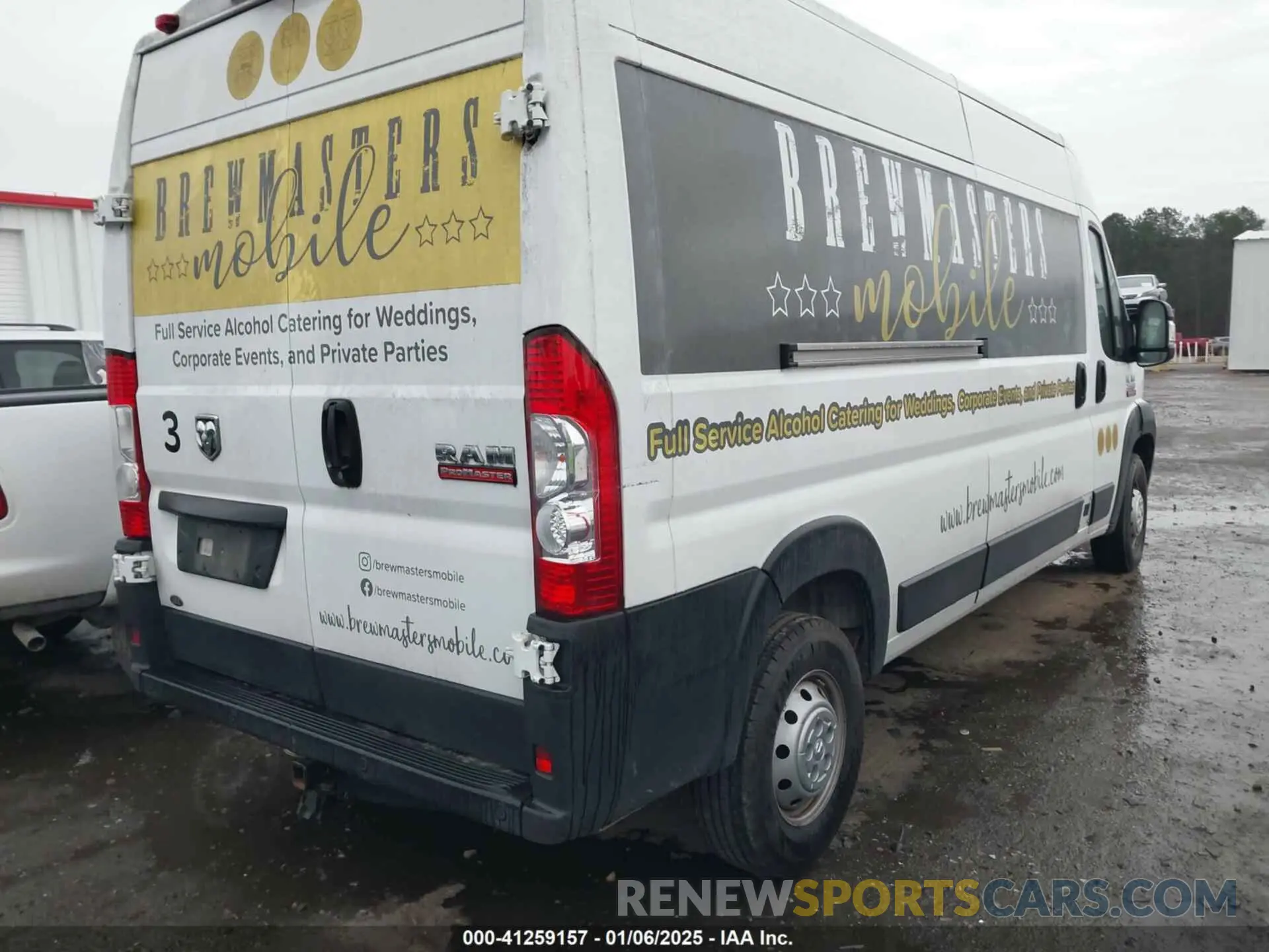 4 Photograph of a damaged car 3C6TRVDGXLE110693 RAM PROMASTER 2500 2020