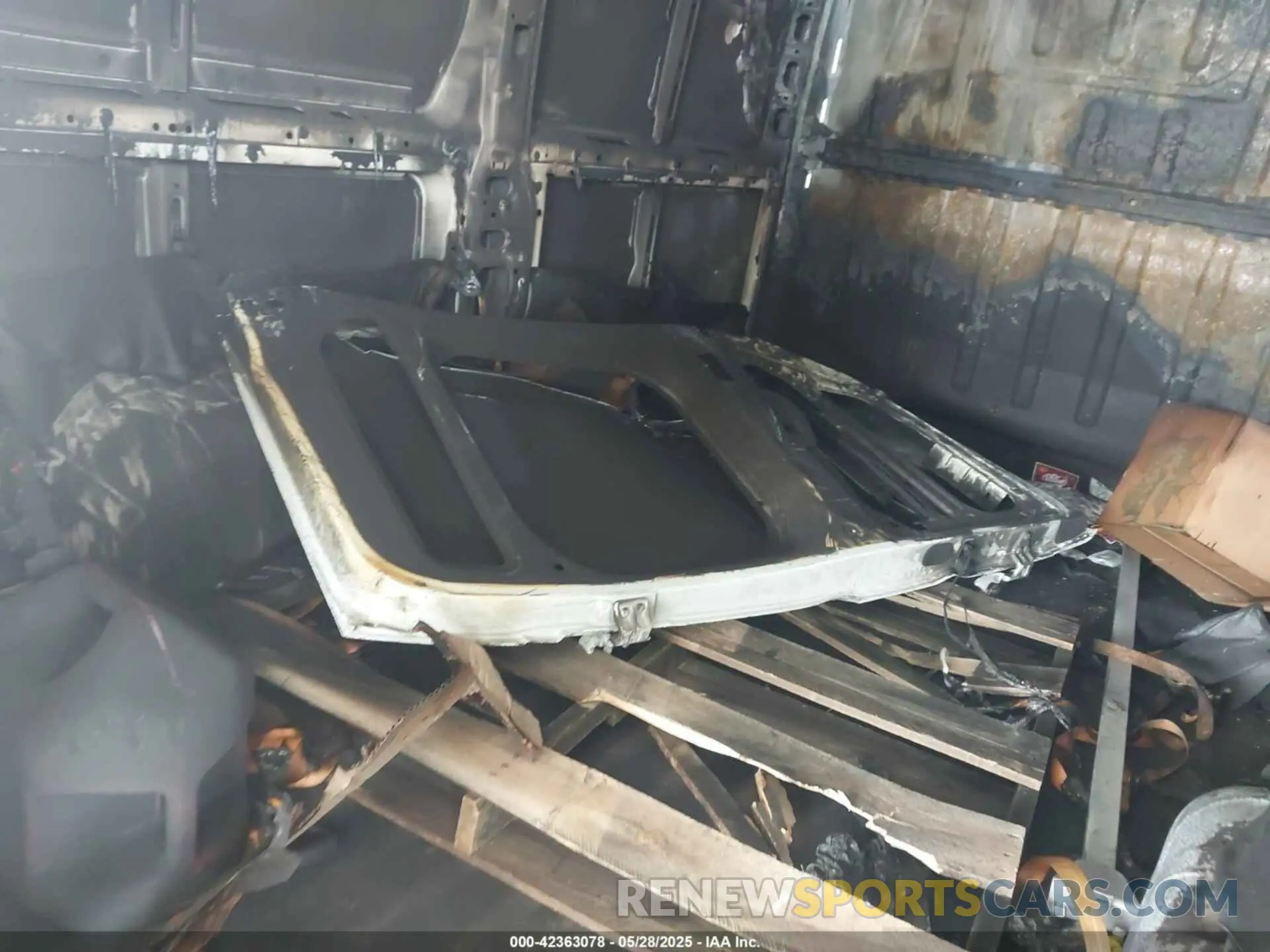 11 Photograph of a damaged car 3C6ERVCG7ME500596 RAM PROMASTER 2500 2021