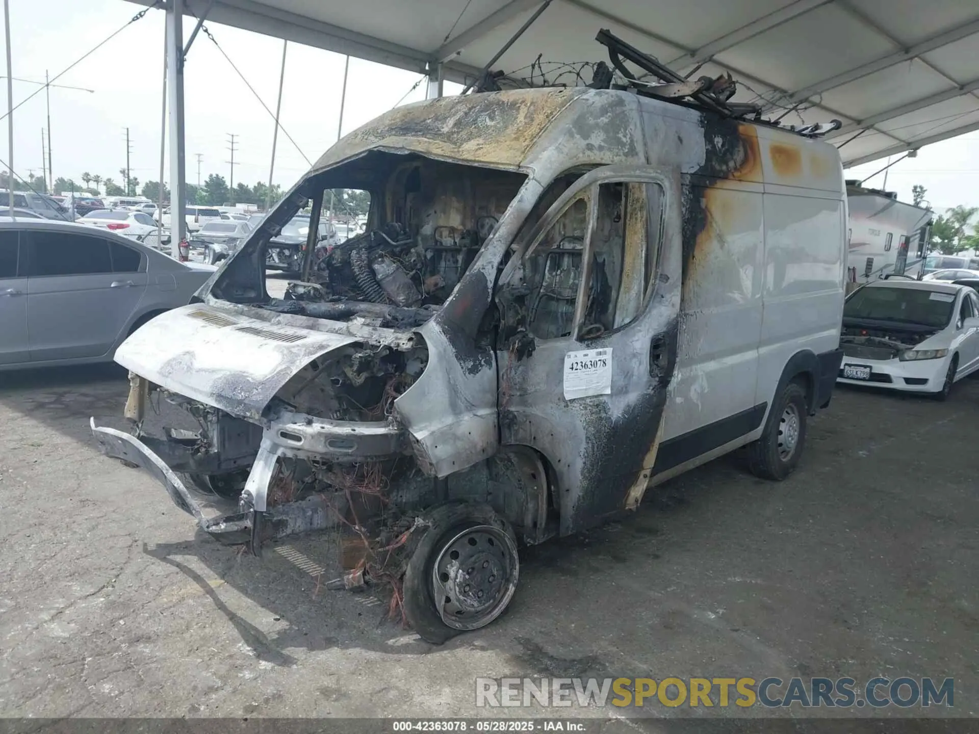 2 Photograph of a damaged car 3C6ERVCG7ME500596 RAM PROMASTER 2500 2021